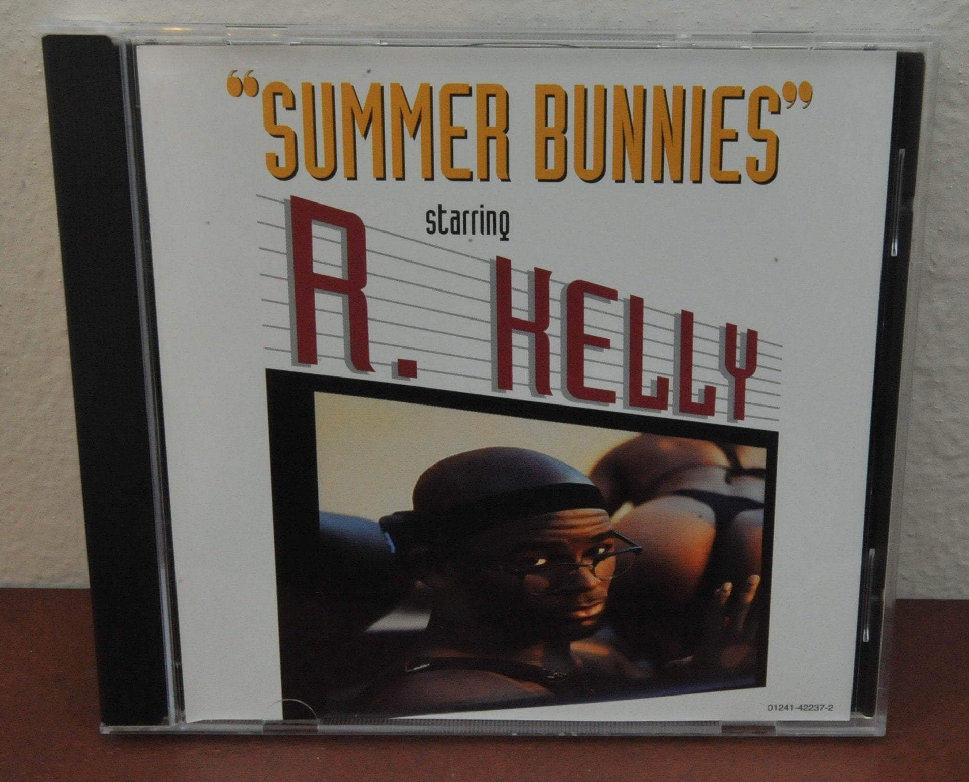 Summer Bunnies Dance & Electronic