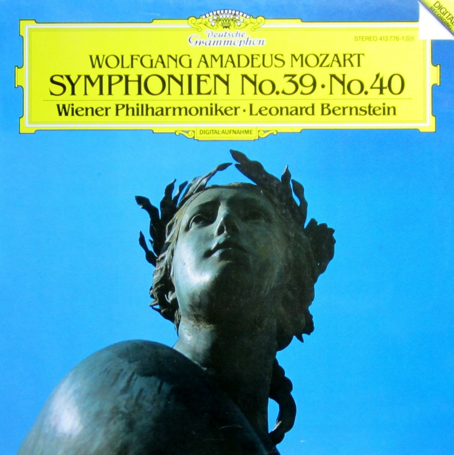 Mozart: Symphonien No. 39 Es-dur KV 543 & No. 40 g-moll KV 550 Music