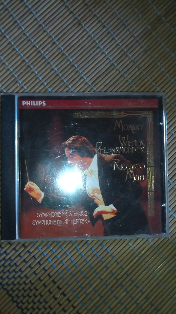 Sinfonien 41 & 31 "Paris" Classical