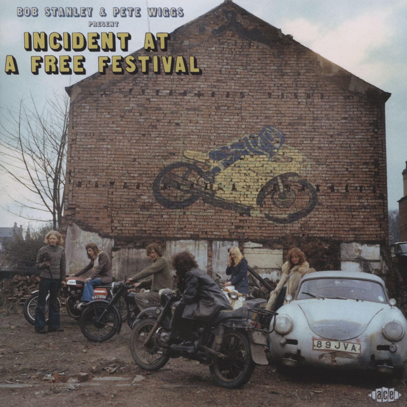 Stanley & Wiggs Present Incident at a Free Festiva Rock