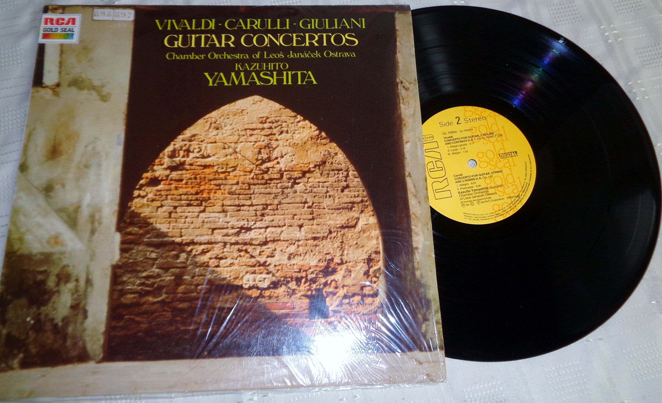 Guitar concertos (Vivaldi, Carulli, Giuliani) / Vinyl record Music