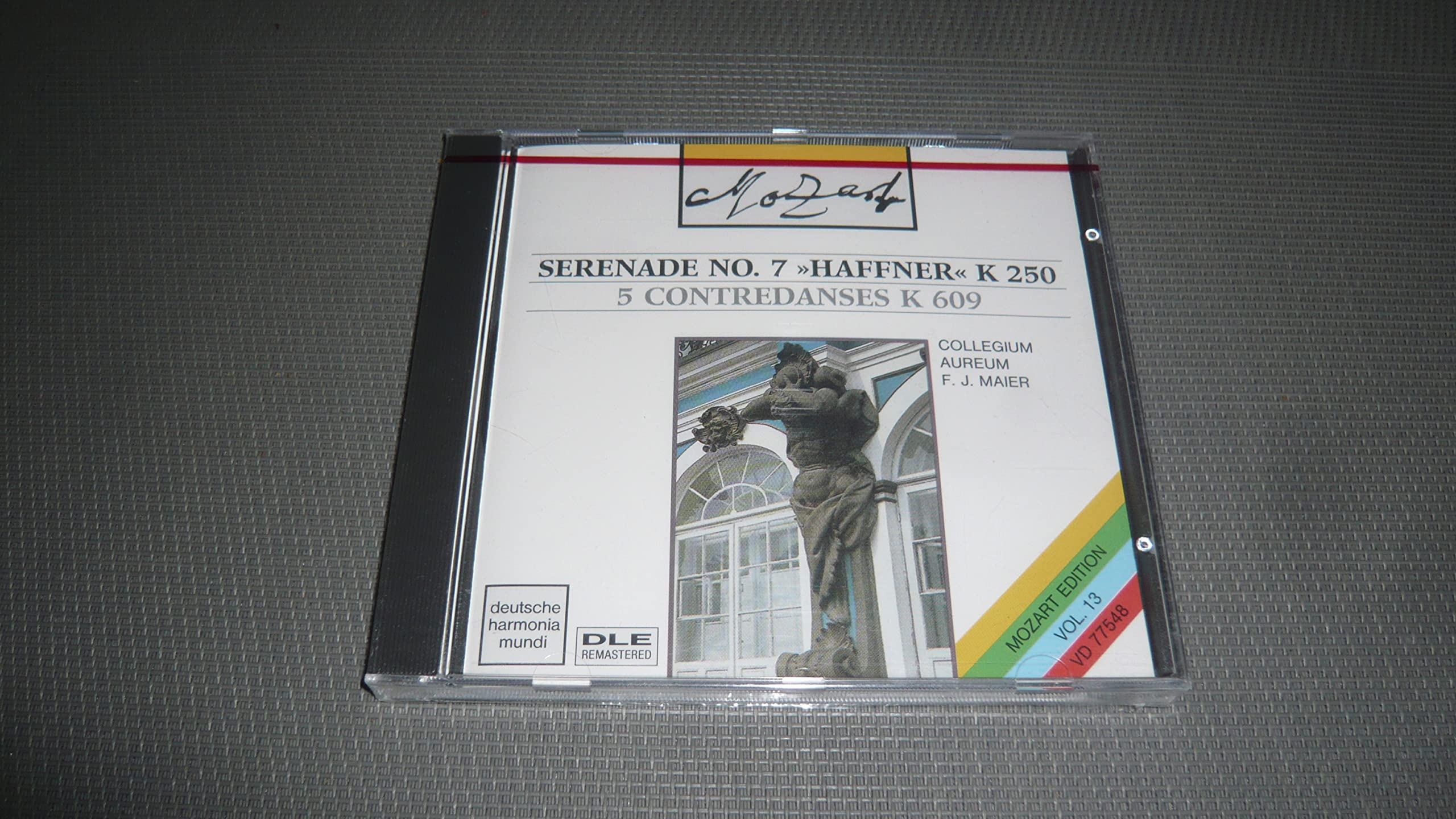 Mozart Edition Vol. 13: Serenade No. 7 'Haffner' K 250 / 5 Kontretänze K 609 Music