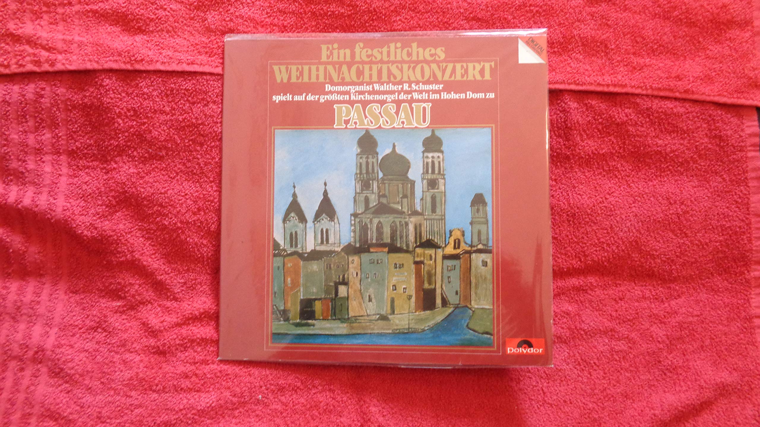 Ein festliches Weihnachtskonzert an der Orgel des Passauer Doms / 823 497-1 Music