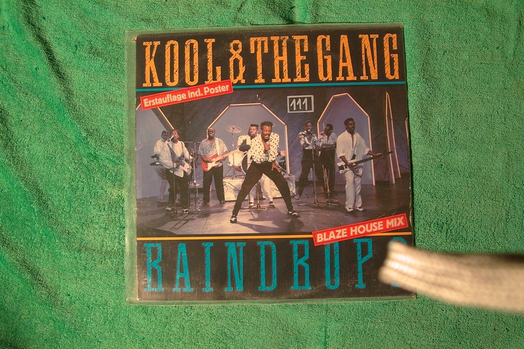 Raindrops (Blaze House Mix) Funk, R&B & Soul