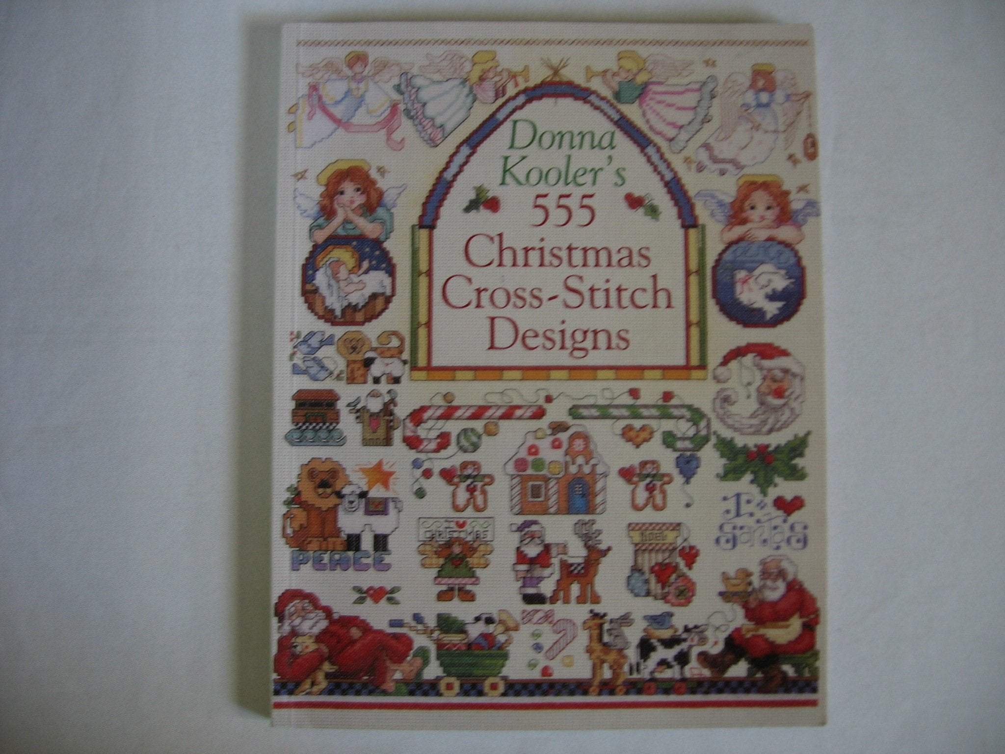 Donna Kooler's 555 Christmas Cross-Stitch Designs Hobbies & Crafts