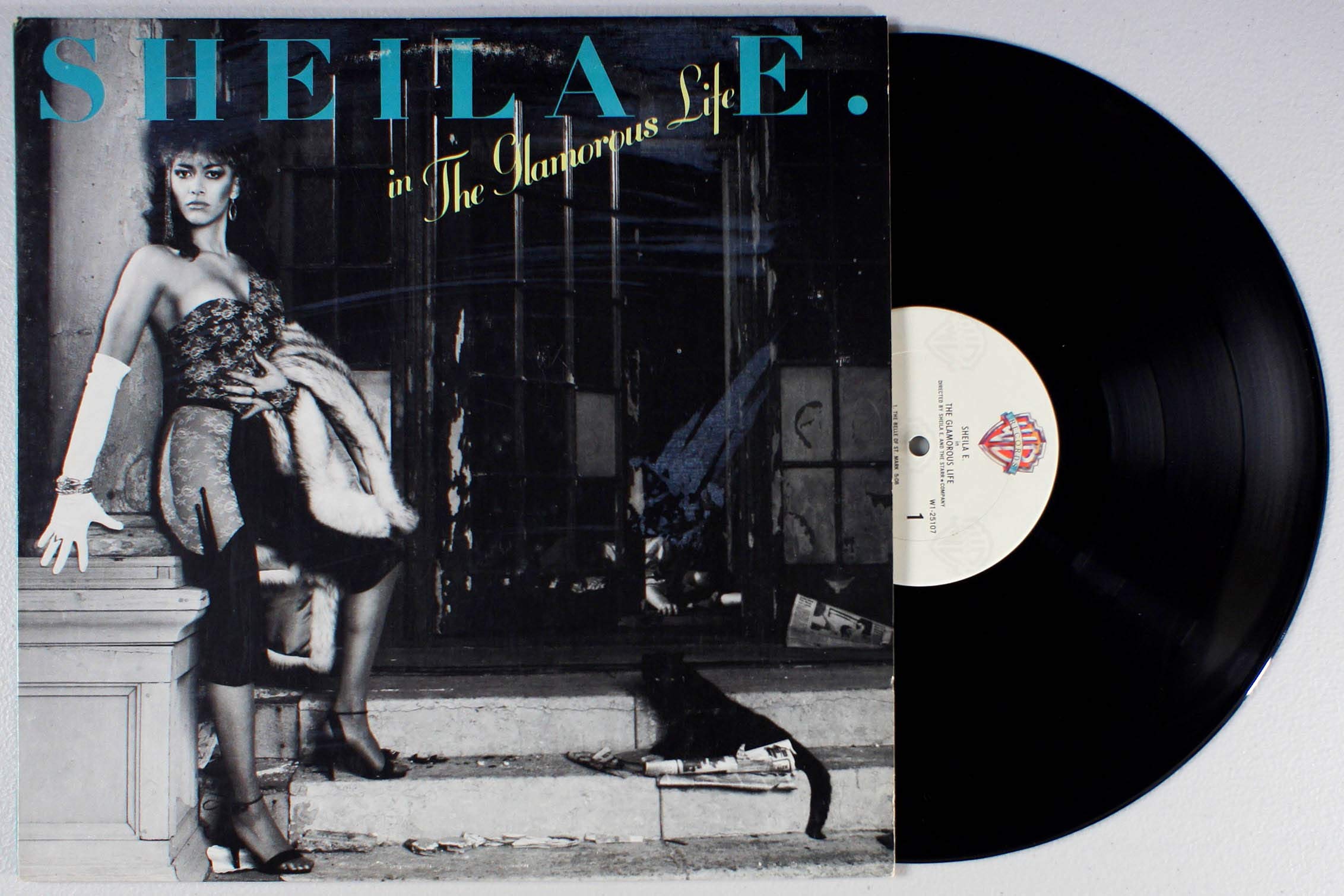 Glamorous life (1984) Music