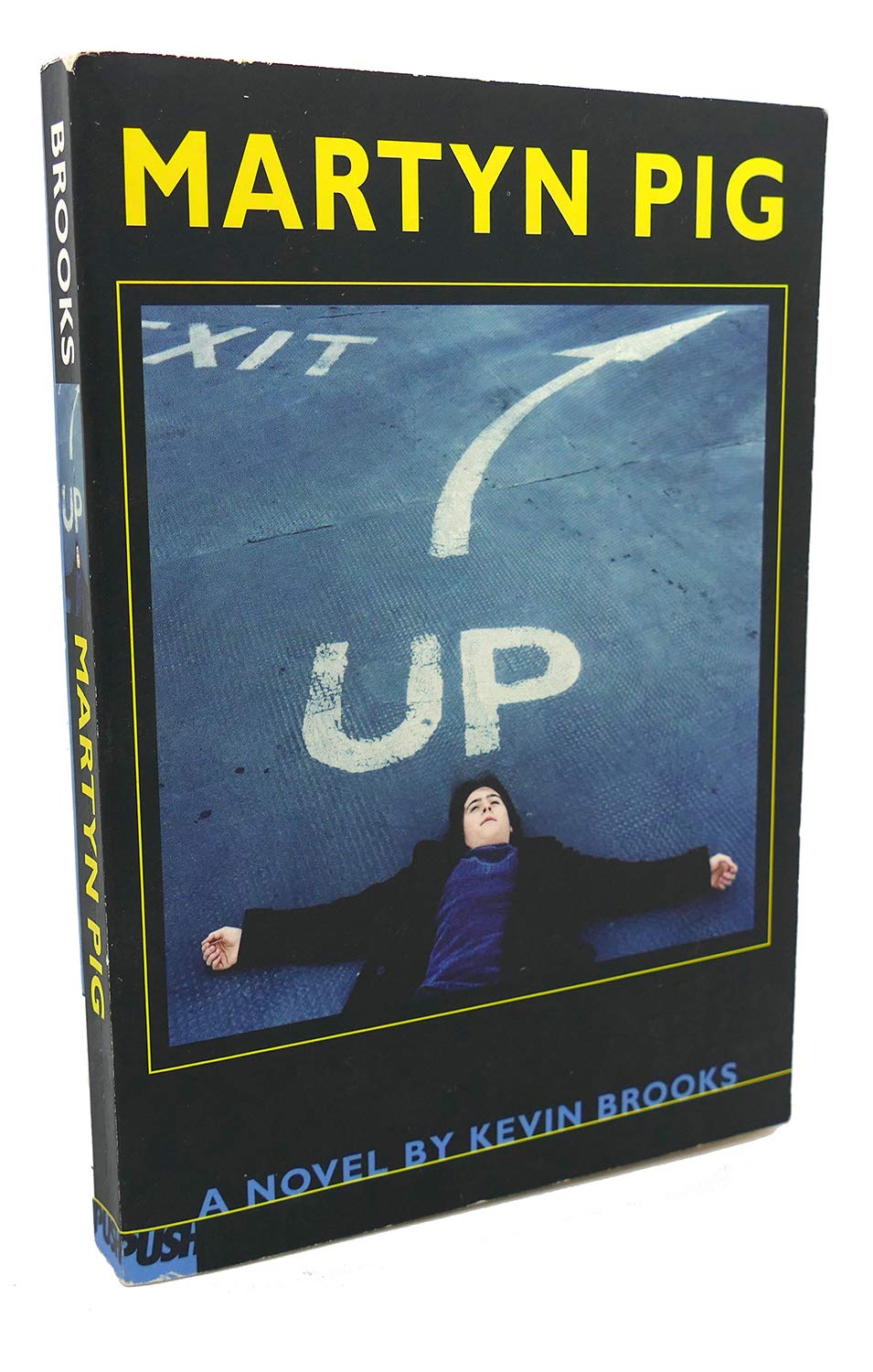 Martyn Pig, English edition: Winner of 'Die besten 7 Bücher für junge Leser', 10/2004. Nominated for the Deutschen Jugendliteraturpreis 2005, category Jugendbuch Novels & Short Stories