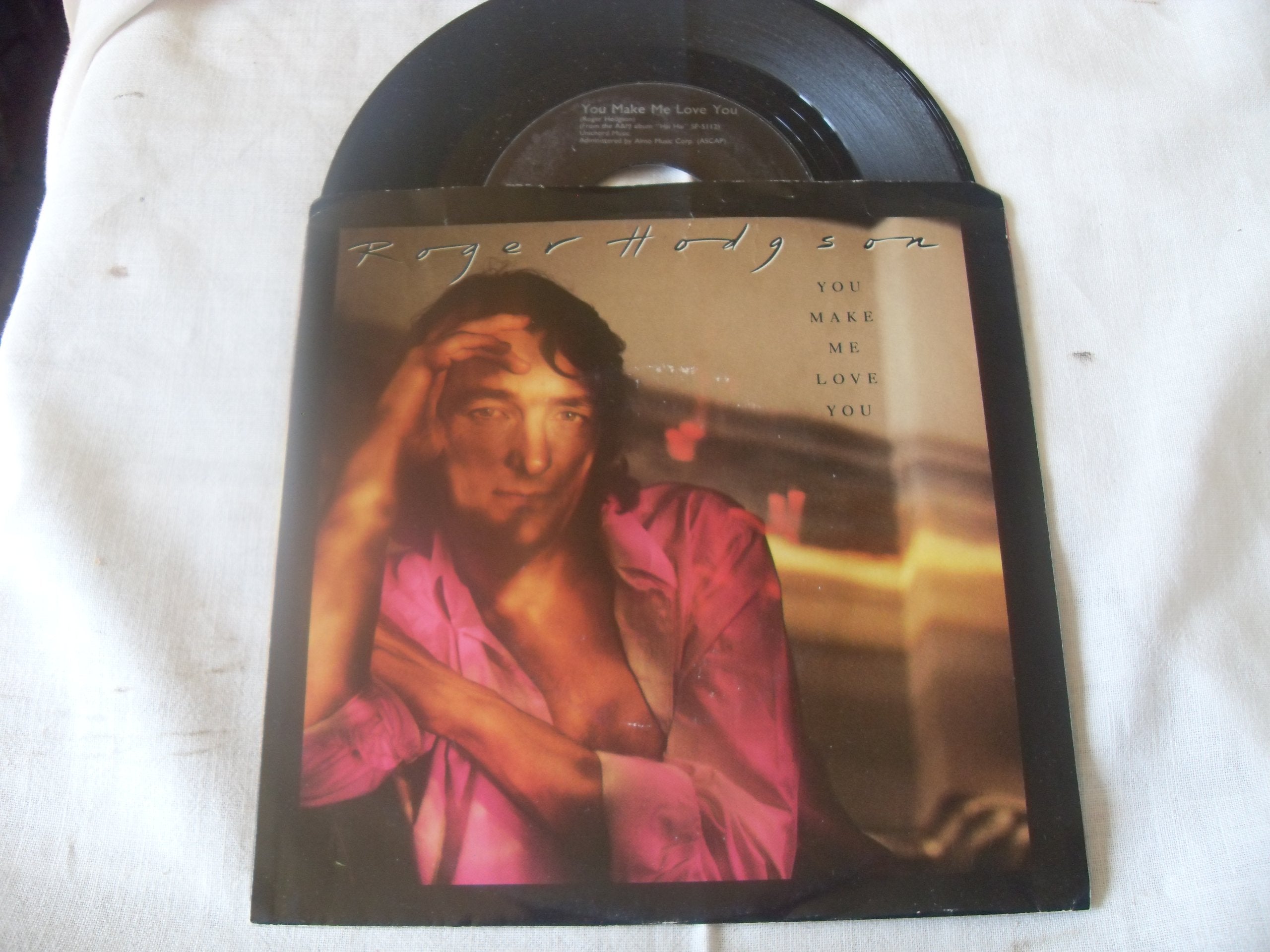 Make Me Love You/Lovers in The Wind (+ Label Info) cd