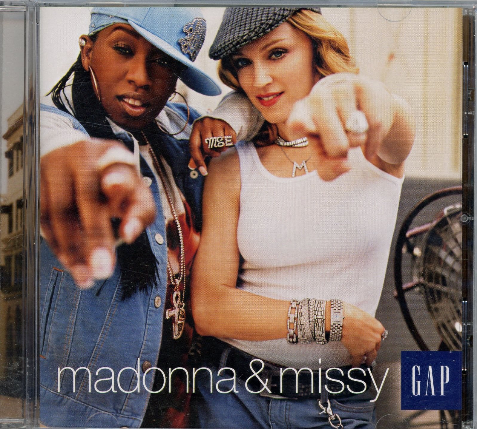 Into the Hollywood Groove / Hollywood CD-Single (UK Import) Pop