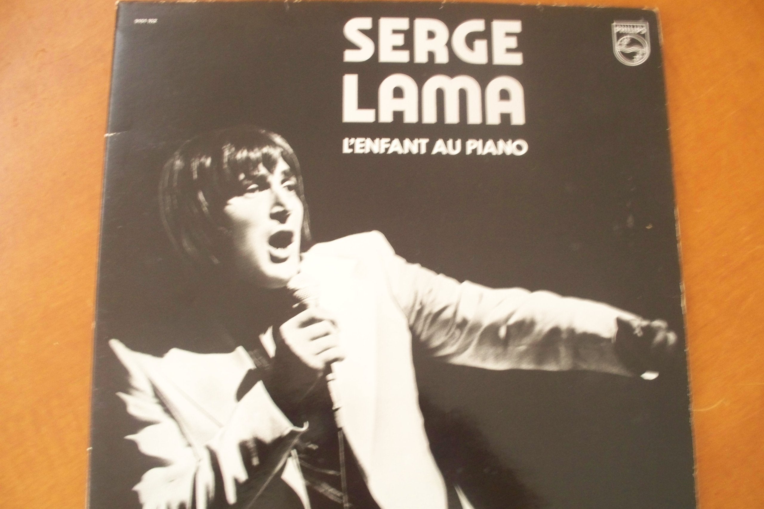 serge lama (l'enfant au piano) Music
