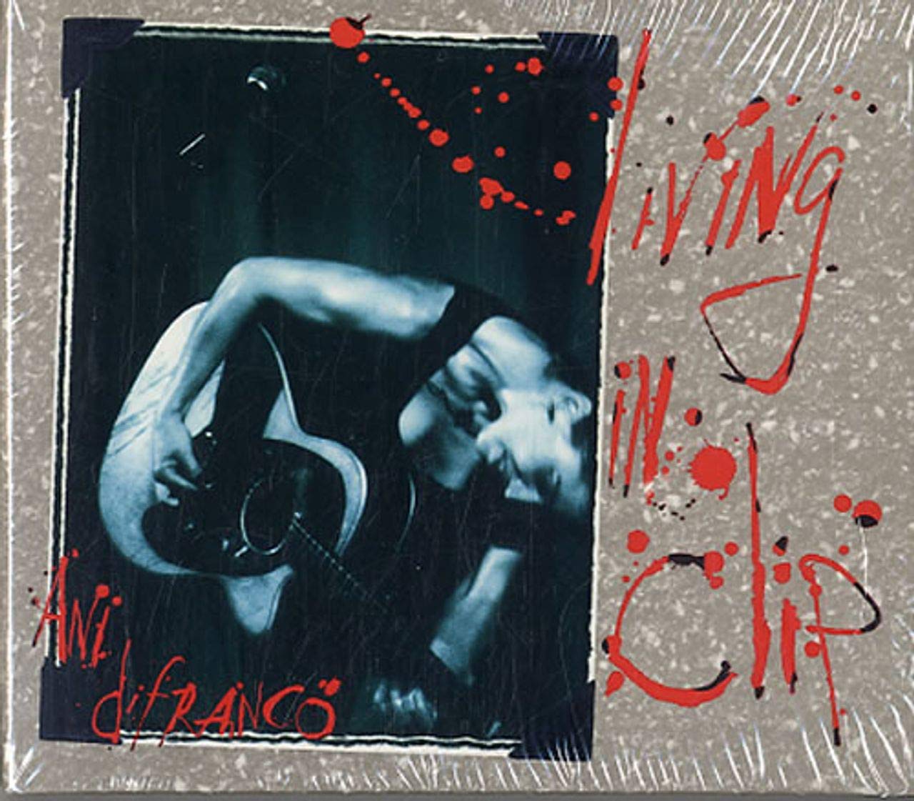 Living in Clip cd