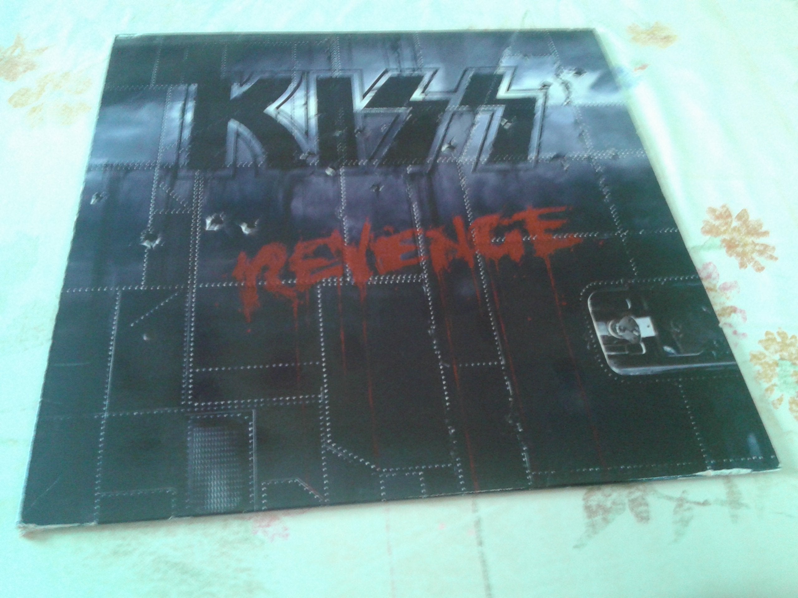 Revenge (1991/92) Rock
