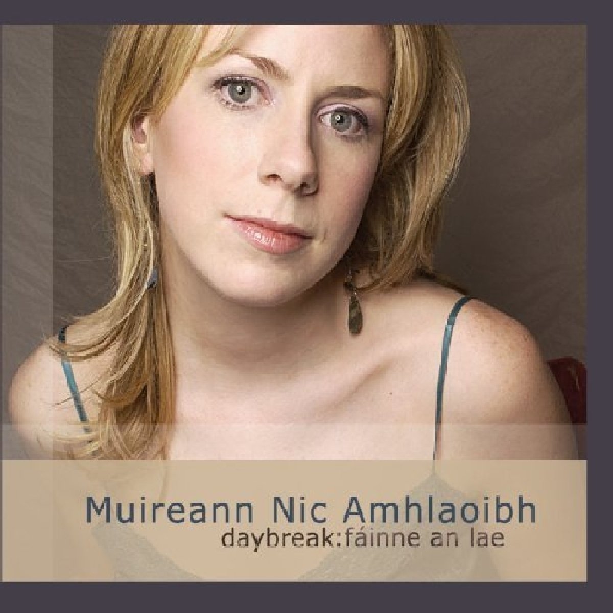 Daybreak: Fainne An Lae Country & Folk