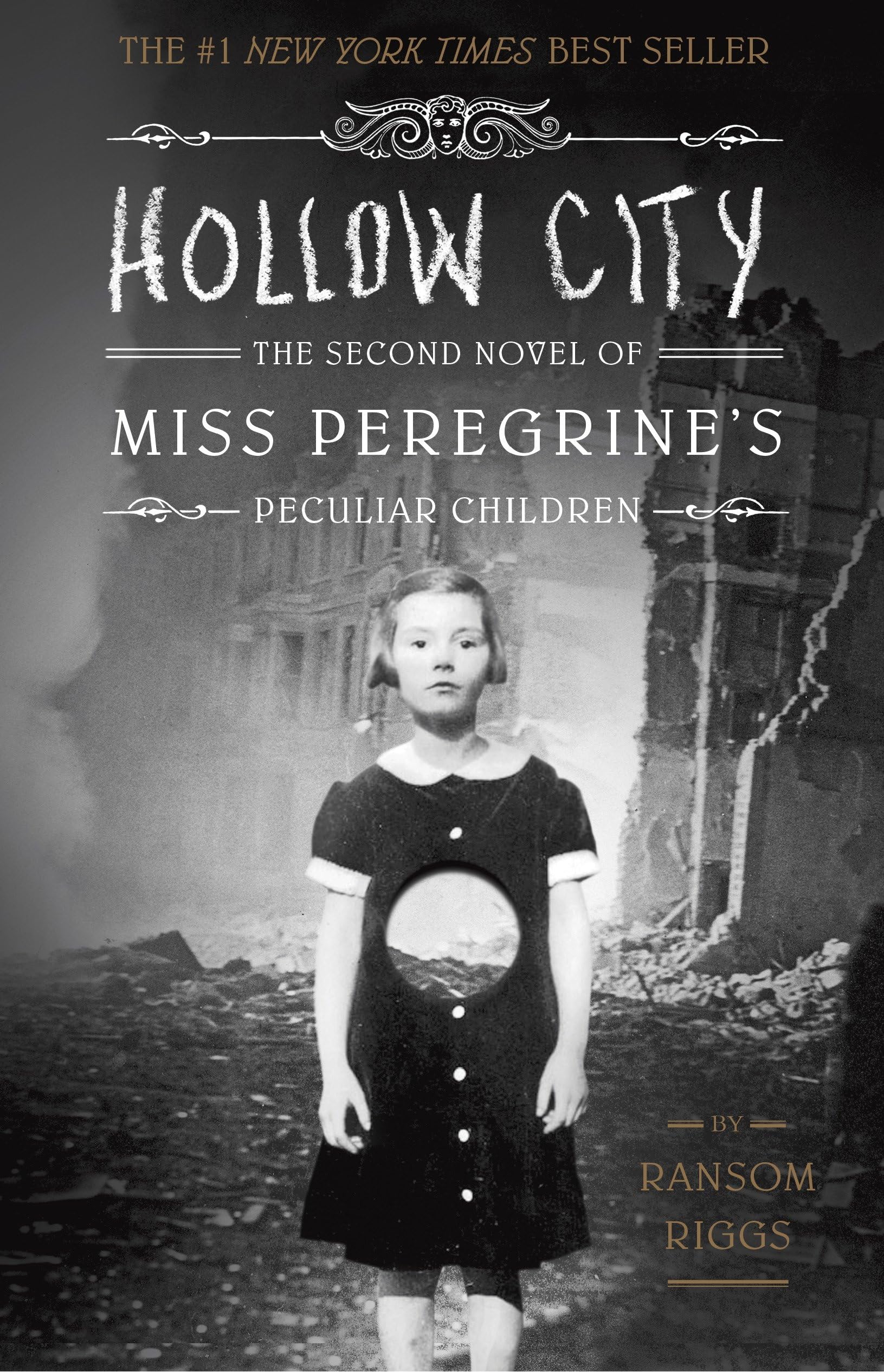 Hollow City: The Second Novel of Miss Peregrine's Peculiar Children Horror & Mystery