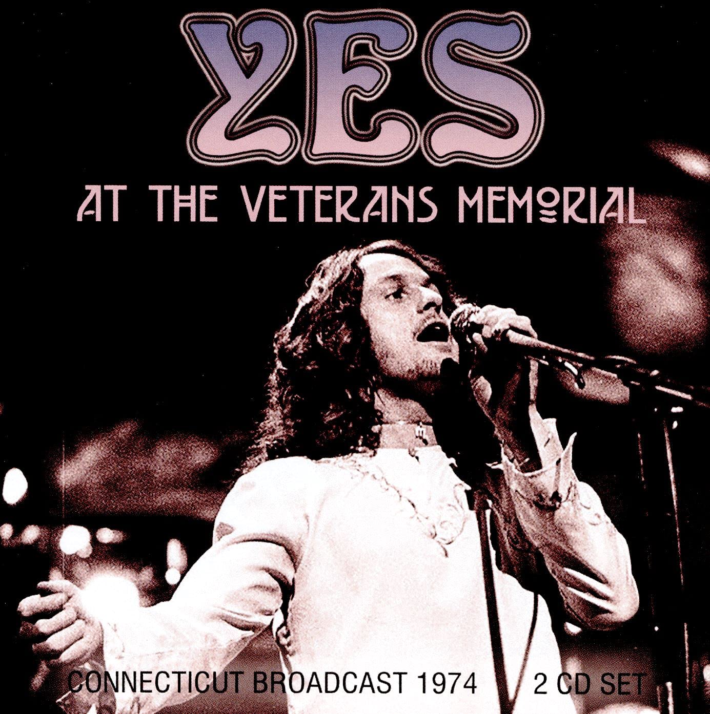 At the Veterans Memorial Radio Broadcast New Haven 1974 cd