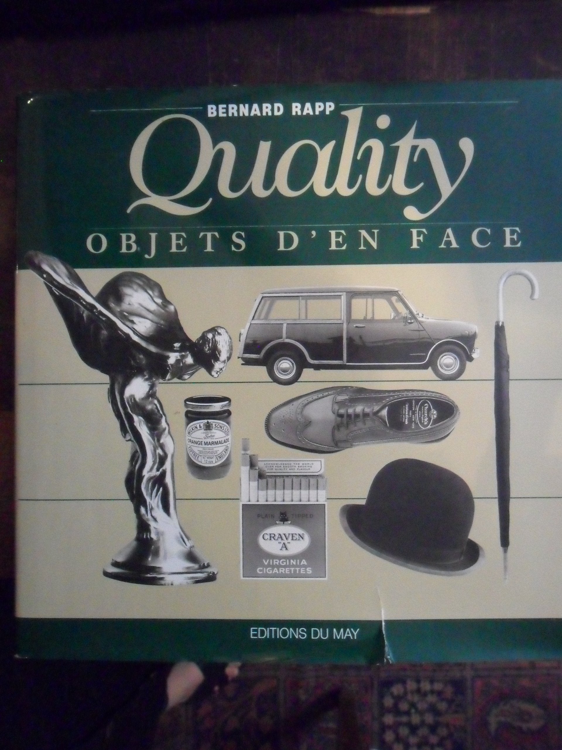QUALITY.OBJETS D'EN FACE. Books