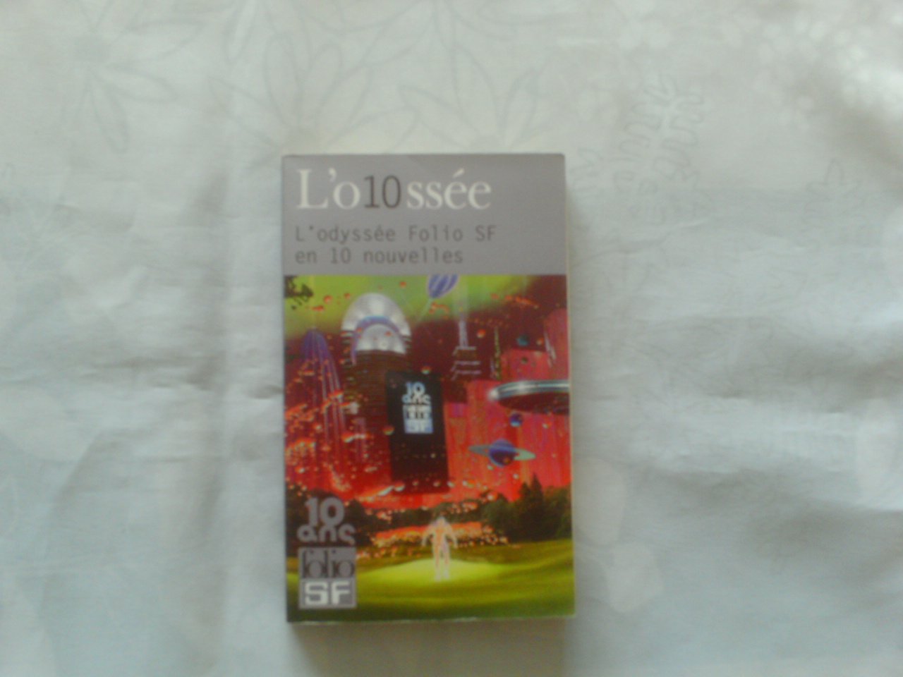 L'O10ssée - L'Odyssée Folio SF en 10 nouvelles book