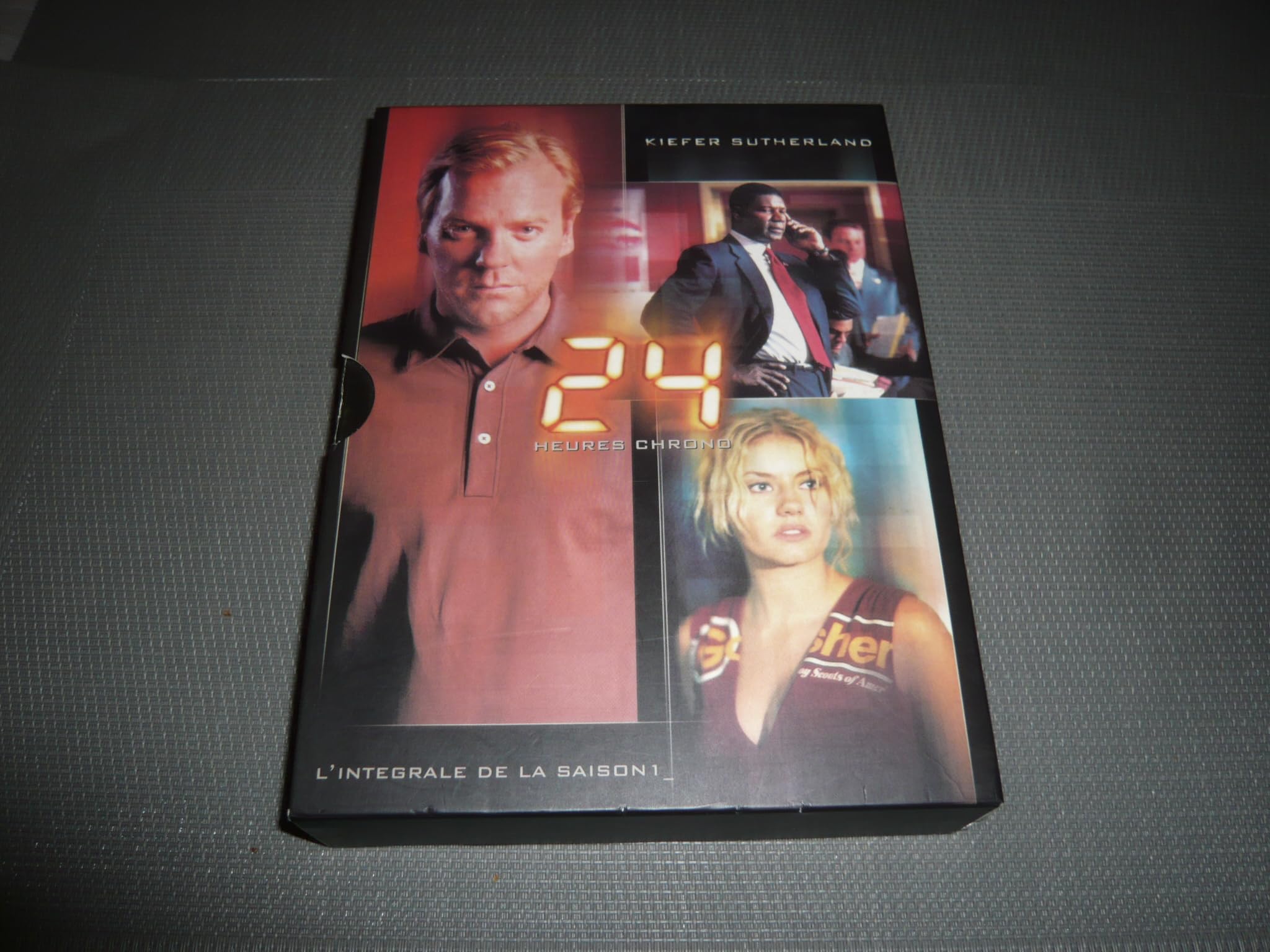24 Heures chrono : L'Intégrale Saison 1 (24 épisodes) - Coffret Collector 6 DVD Box sets