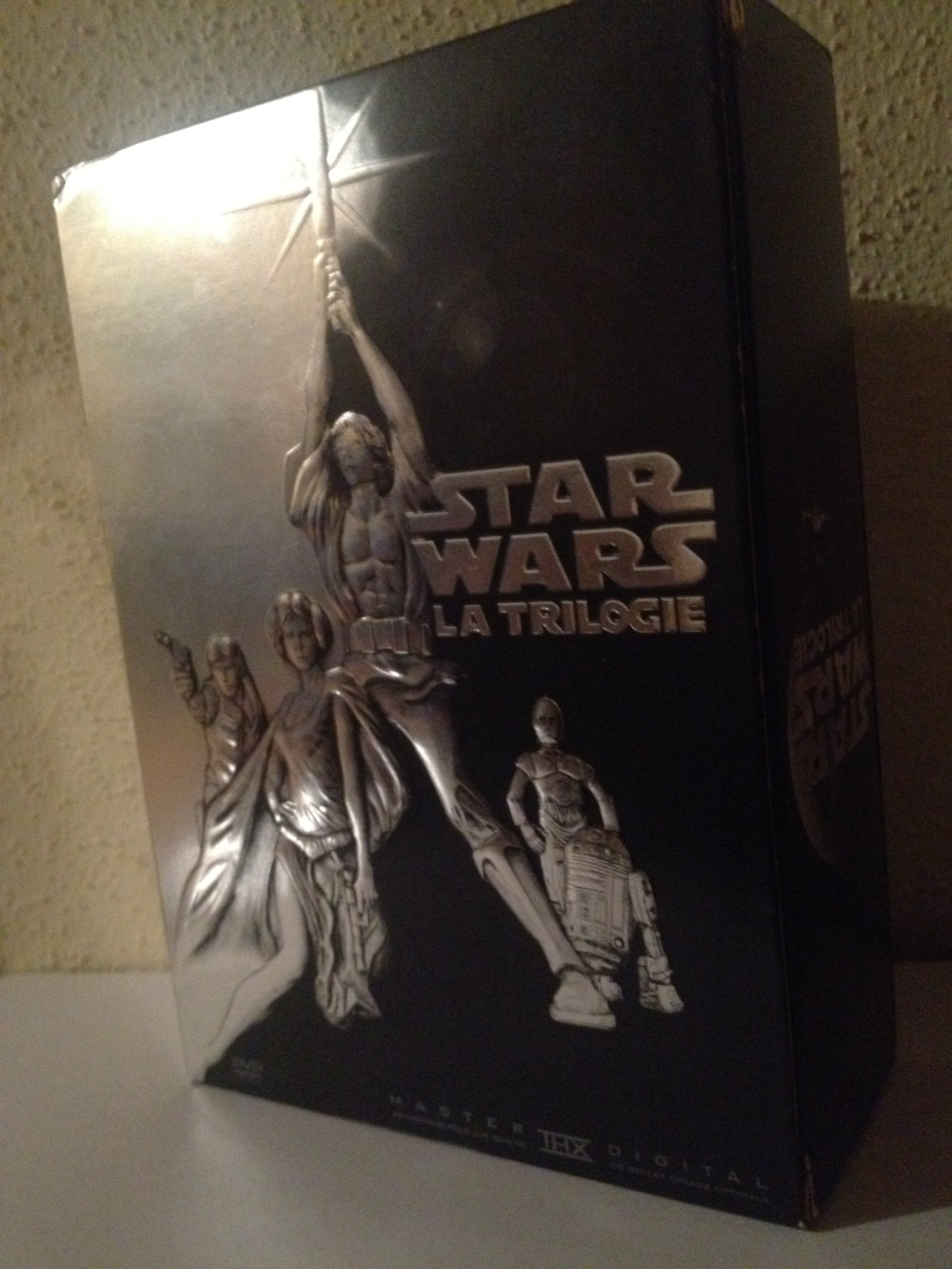 La Guerre des étoiles : La Trilogie - La Guerre des étoiles / L'Empire contre-attaque / Le Retour du Jedi / DVD bonus - Coffret 4 DVD Movies