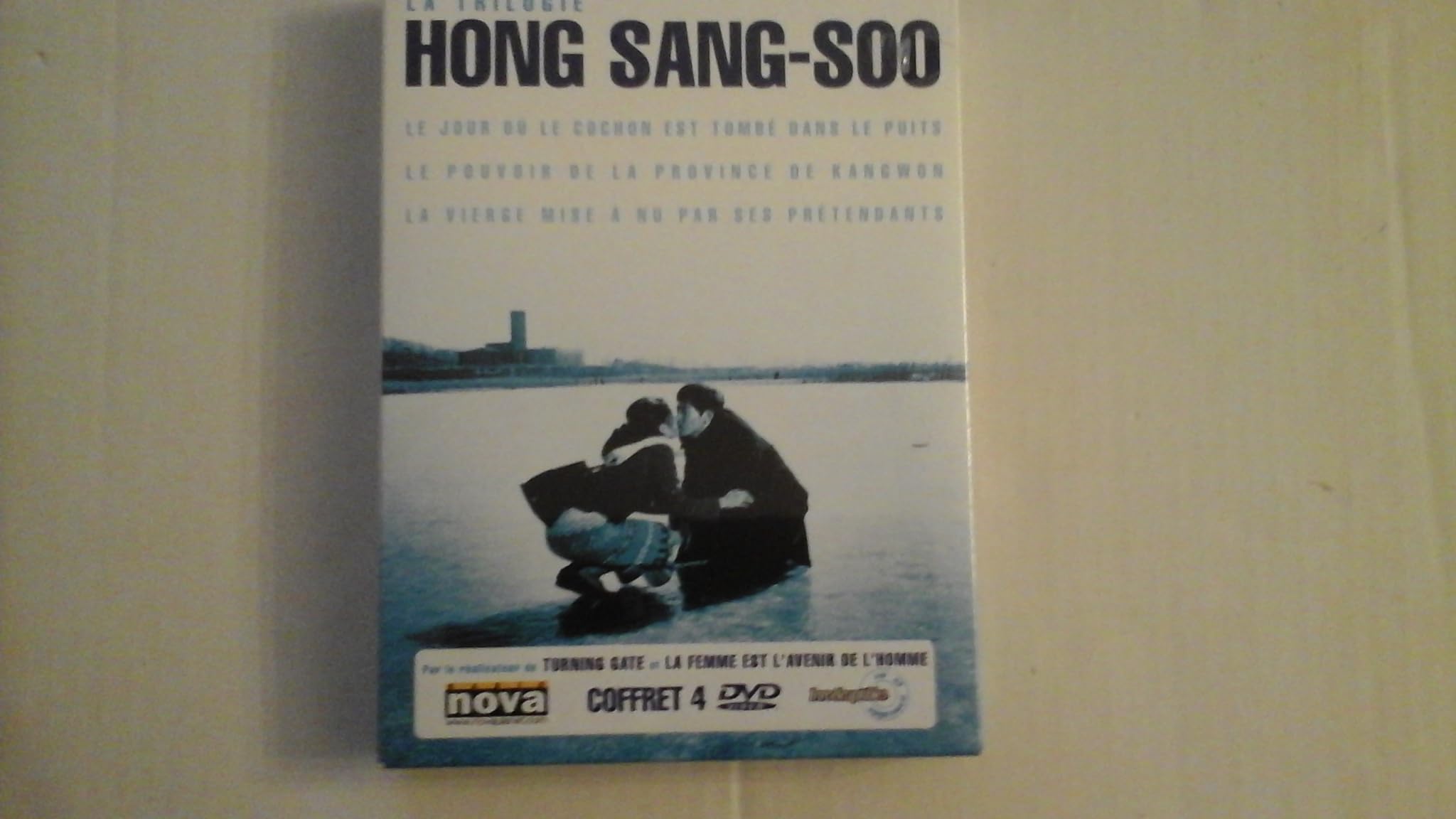 La Trilogie Hong Sang-Soo : Le Jour où le cochon est tombé dans le puits / Le Pouvoir de la province de Kangwon / La Vierge mise à nu par ses prétendants - Coffret 4 DVD Movies