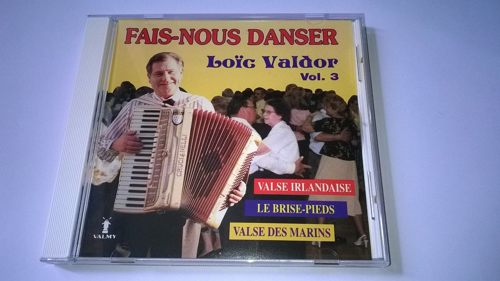LOIC VALDOR - FAIS-NOUS DANSER - VOL 3 cd