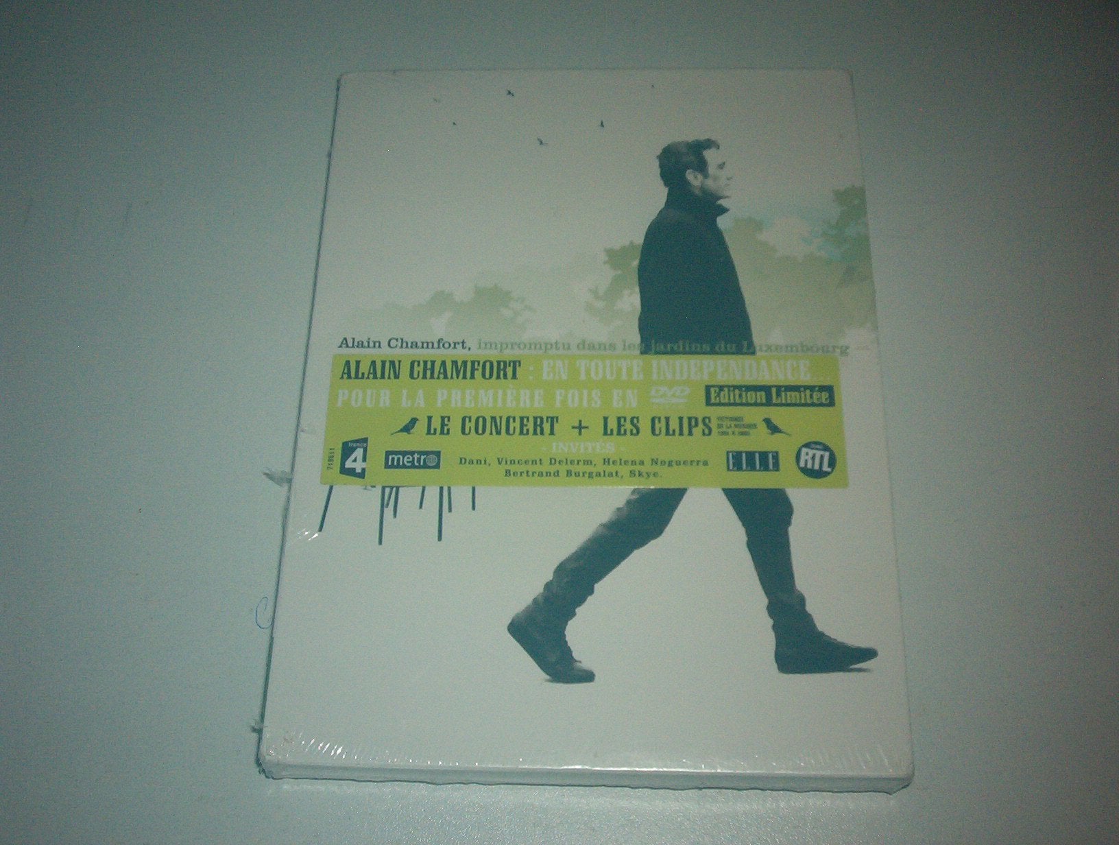 Alain Chamfort : Live - Concert surprise dans les jardins du Luxembourg - Edition Collector 2 DVD Movies