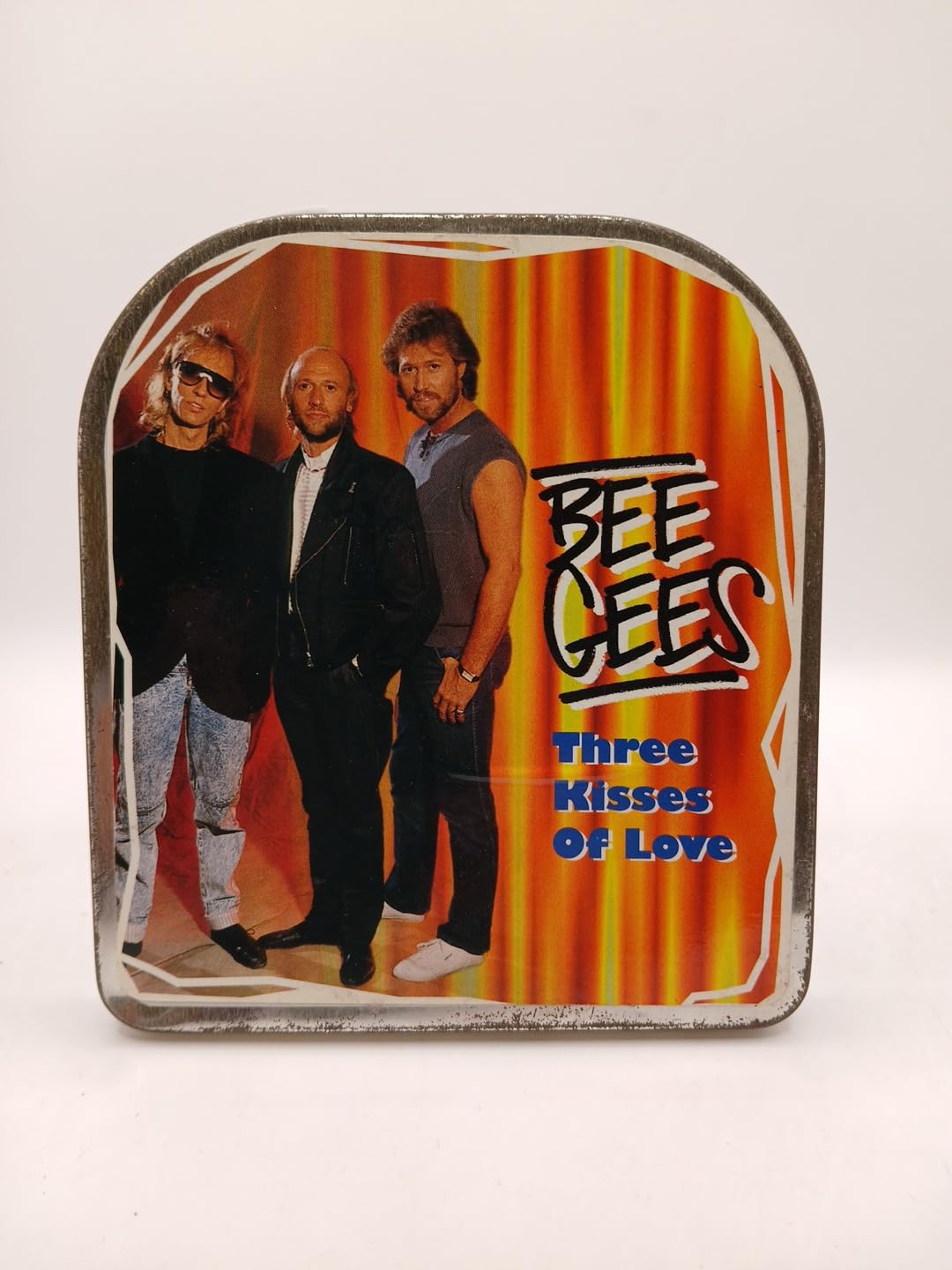 Three kisses of love (in can, 16 tracks) Pop