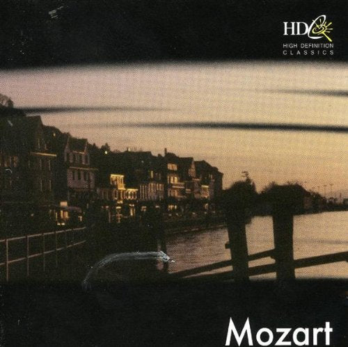 Mozart: Eine kleine Nachtmusik Books