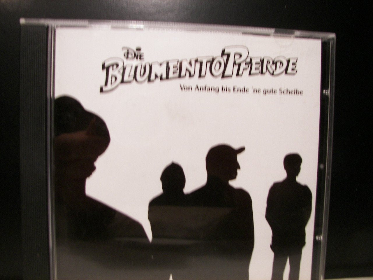 DIE BLUMENTOPFERDE - VON ANFANG BIS ENDE NE GUTE SCHEIBE - CD Music