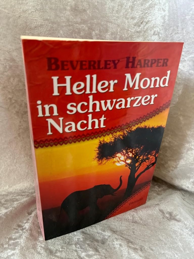Heller Mond in schwarzer Nacht Books