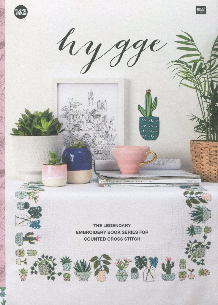 hygge: The legendary embroidery book series for counted cross stitch Hobbies & Crafts