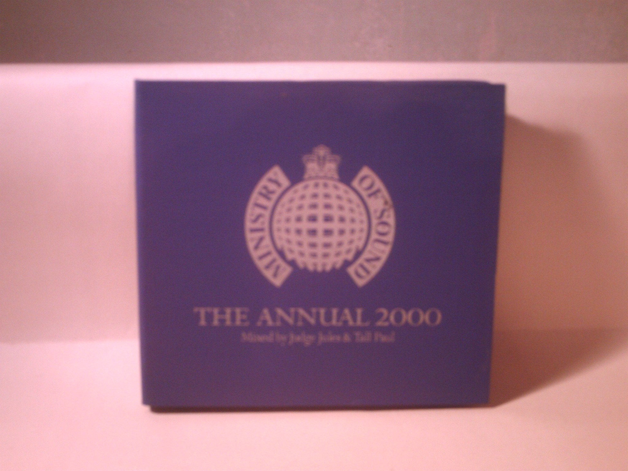 Ministry Of Sound - The Annual 2000 Alternative & Indie