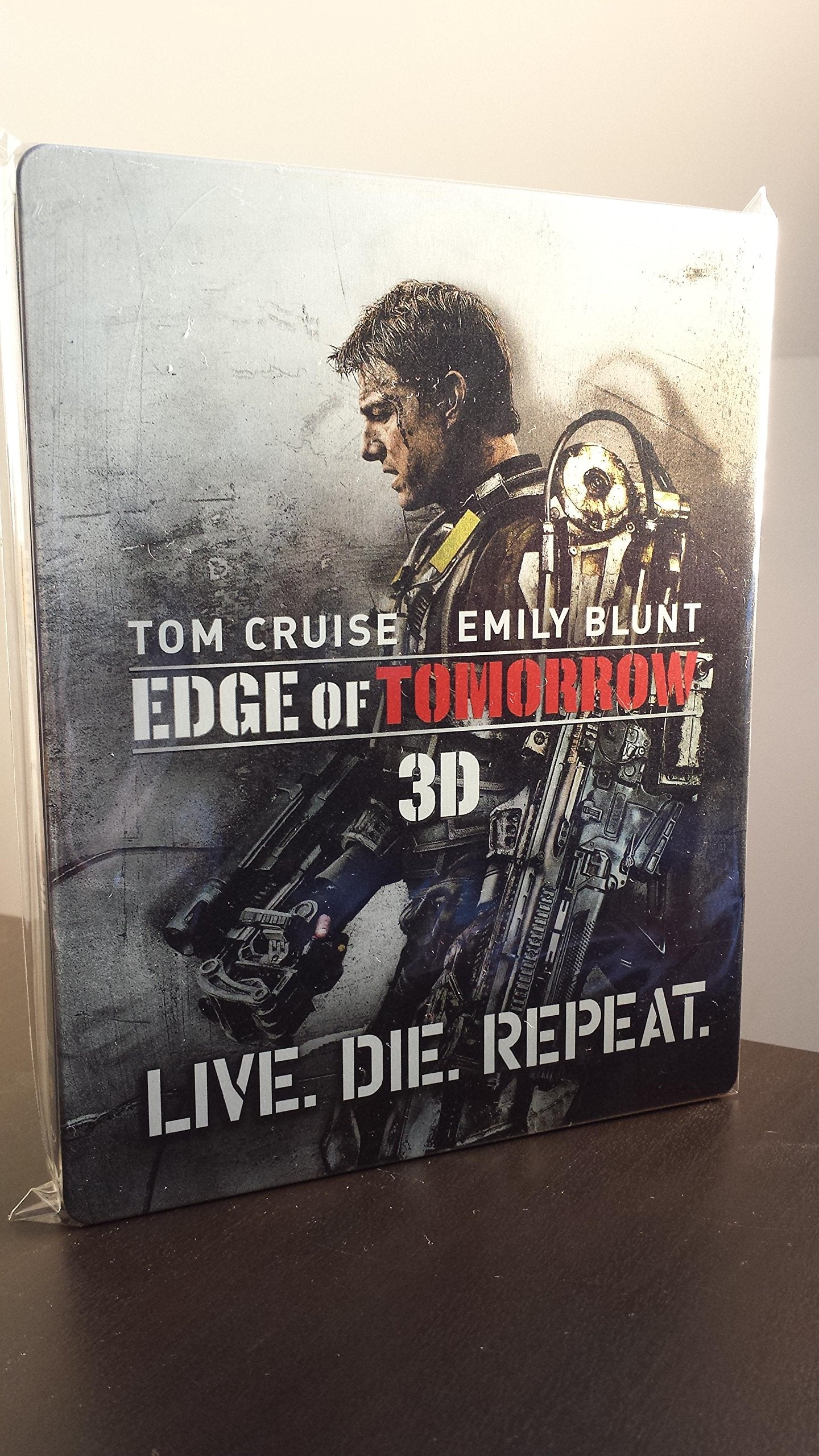 Edge of Tomorrow Combo Blu-Ray 3D + 2D + DVD + Steelbook Edition Spéciale Fnac dvd
