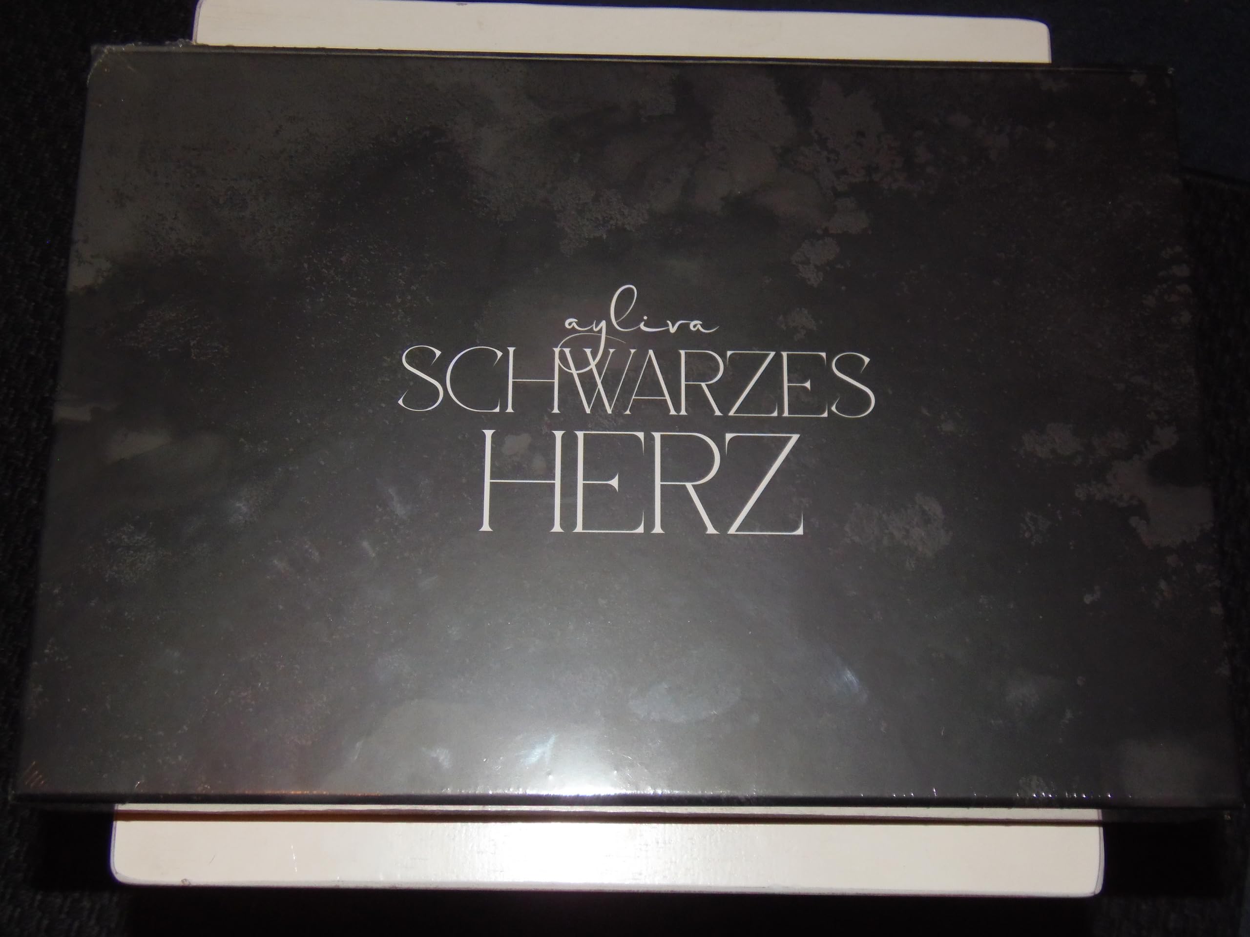 Ayliva Schwarzes Herz limited Box Music