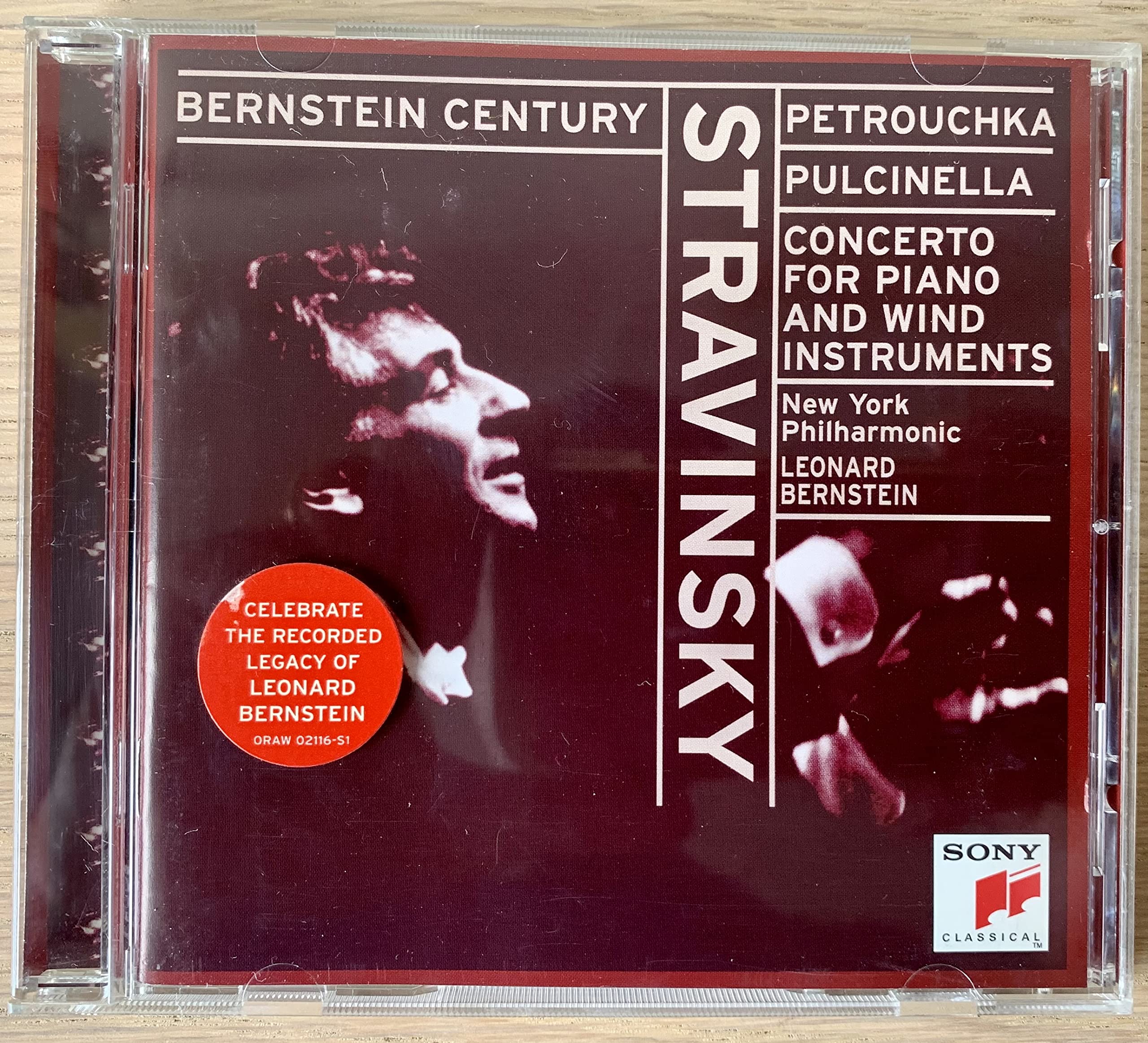 Stravinski - Pétrouchka / Pulcinella / Concerto pour piano et instruments à vents cd