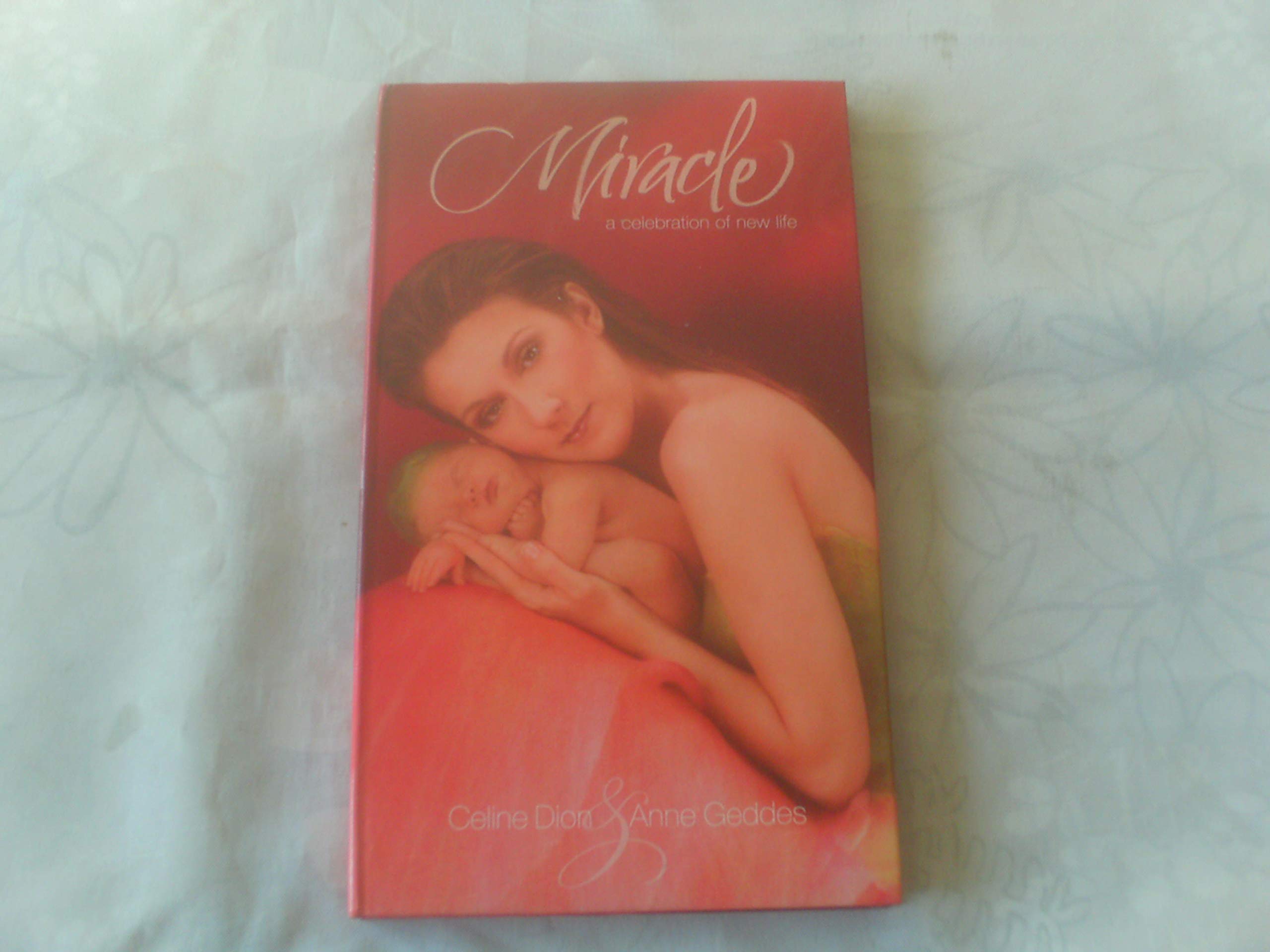 Celine Dion : Miracle - Longbox Edition DeLuxe (inclus 1 DVD et 1 livret de 50 pages) Chanson française