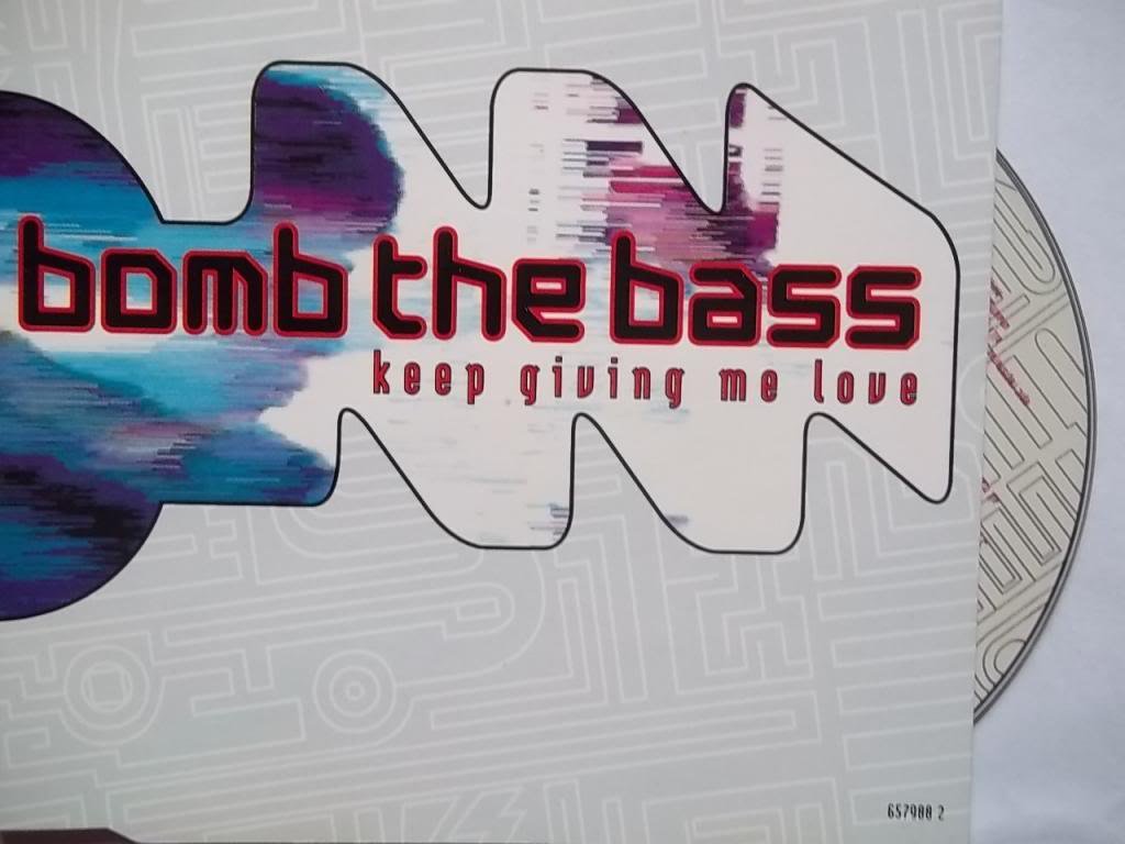 Keep giving me love (incl. 3 versions, 1992) Music