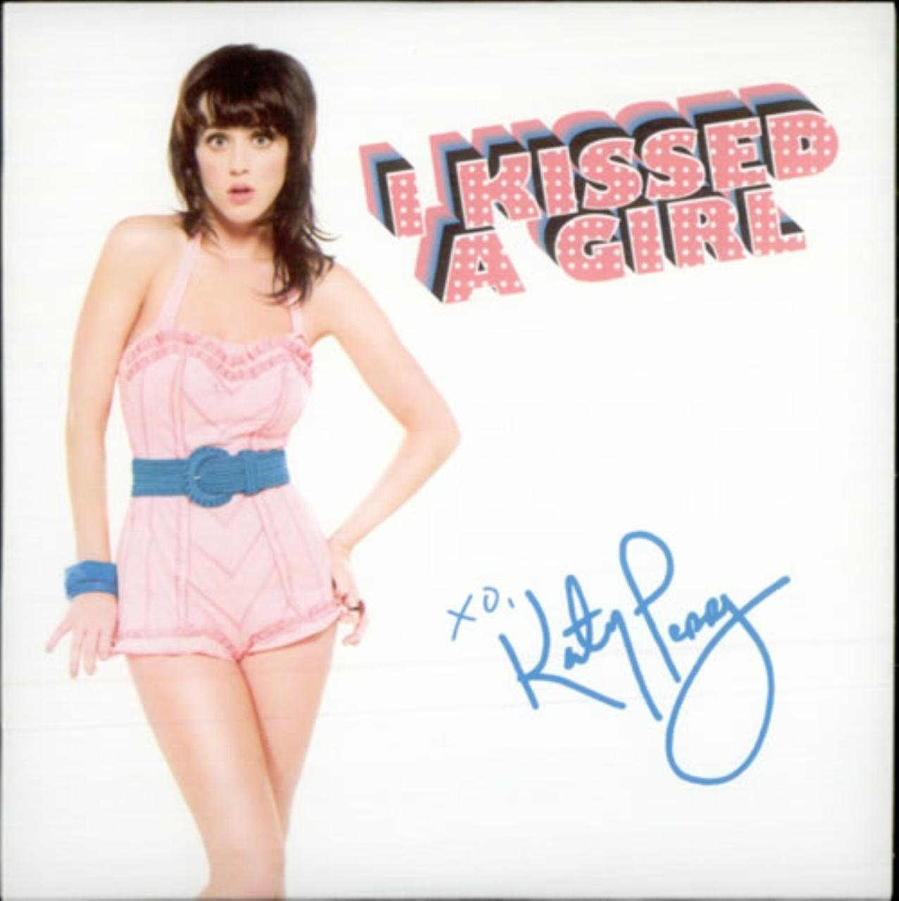 I Kissed a Girl cd