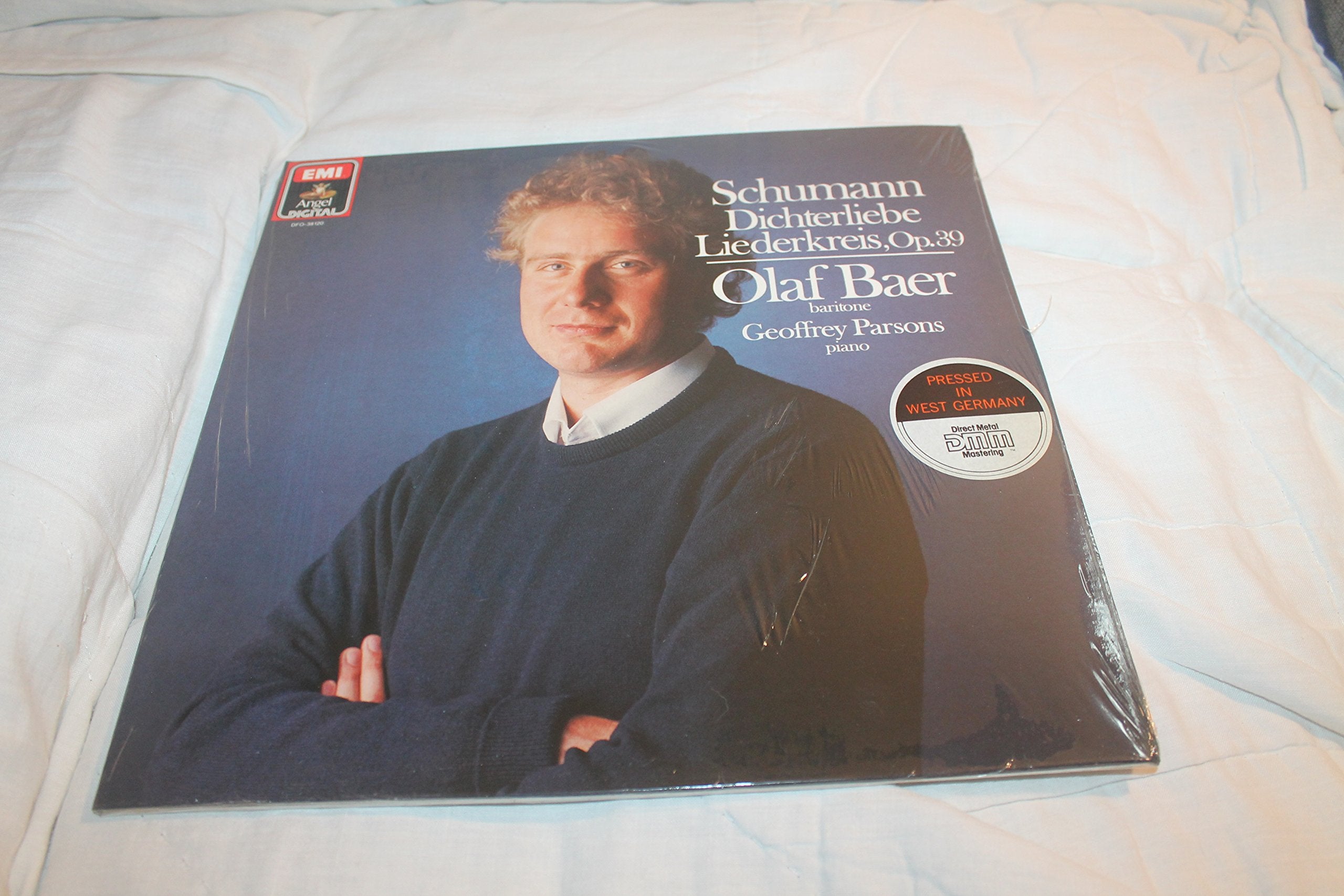 Schumann: Dichterliebe Op. 48 / Liederkreis Op. 39 Music