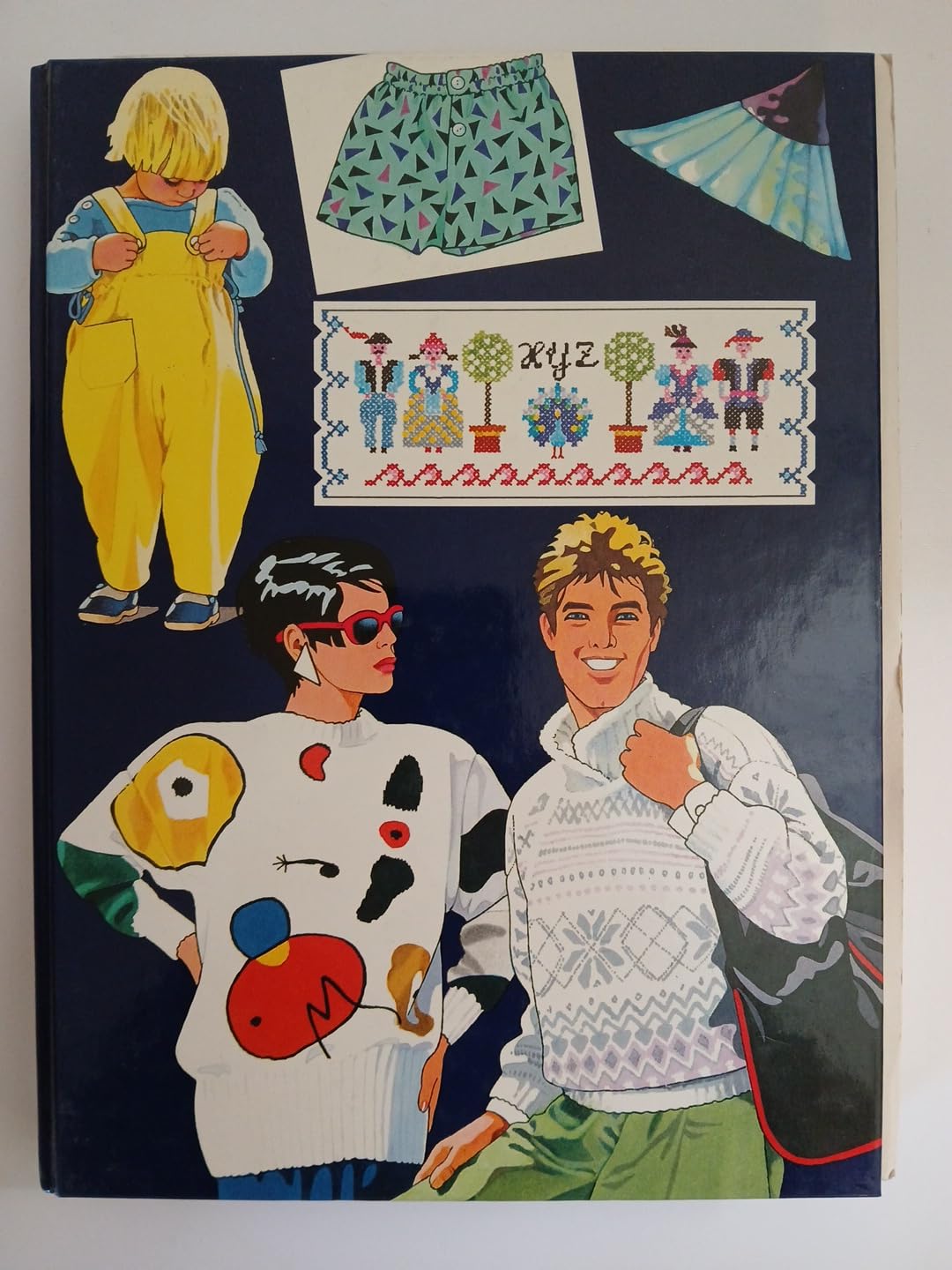 Das große Buch der Handarbeiten Band 9 (Inkl. farbigem Ratgeber "Schöne Strickmodelle - Jacken . Pullunder . Westen . Pullis") Books