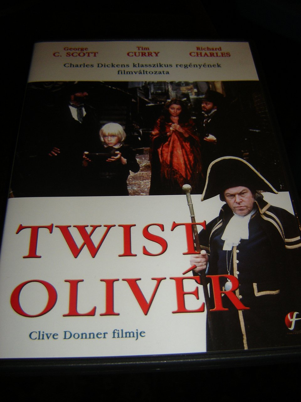 Oliver Twist (1982) English and Hungarian Sound Options - Region 2 PAL DVD dvd