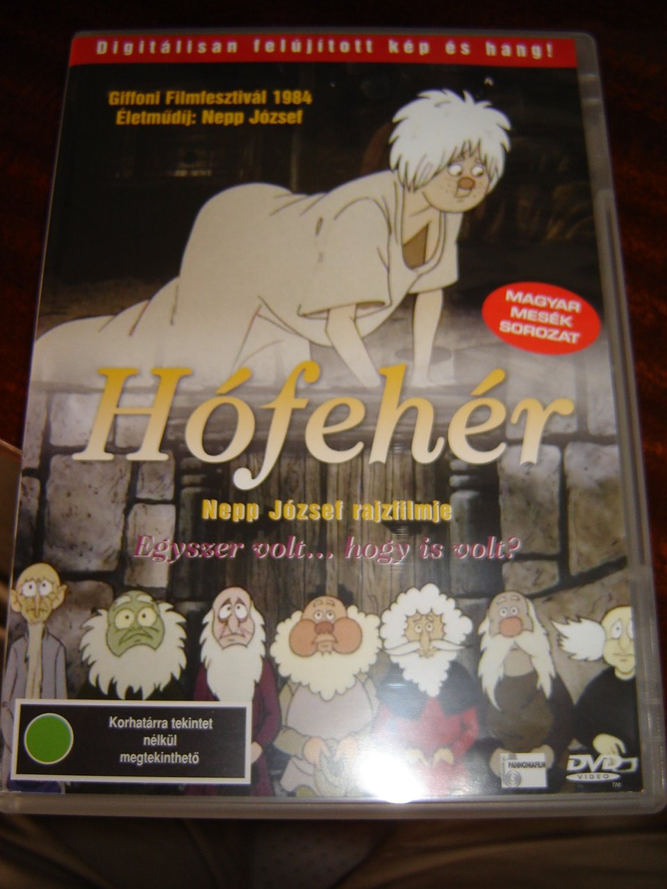 Hófehér / Region 2 - Hungarian Cartoon / Egyszer volt ... hogy is volt? Music
