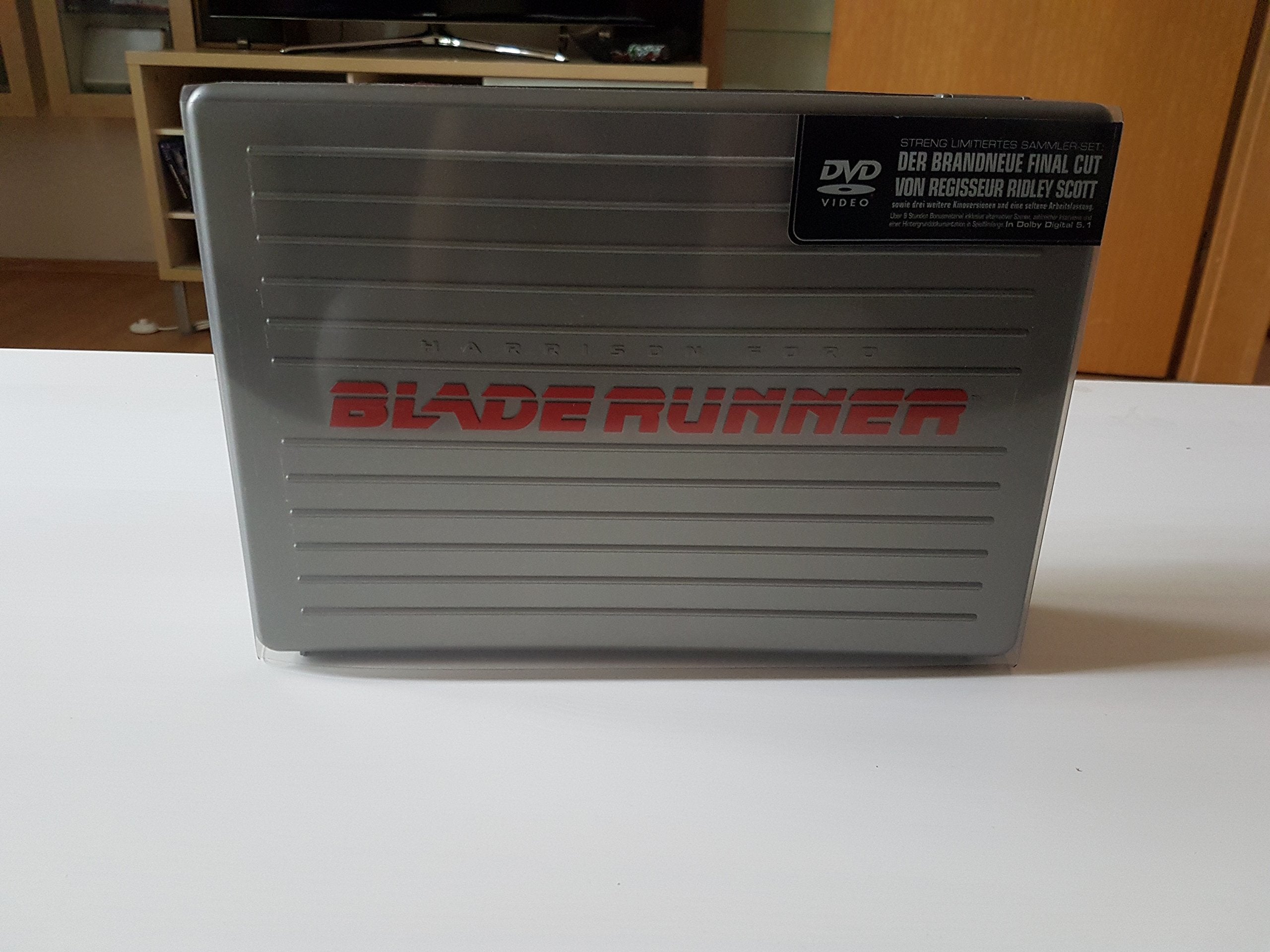 Blade Runner: Ultimate Collector's Edition im limitierten Koffer (5 DVDs exklusiv bei Amazon) Films