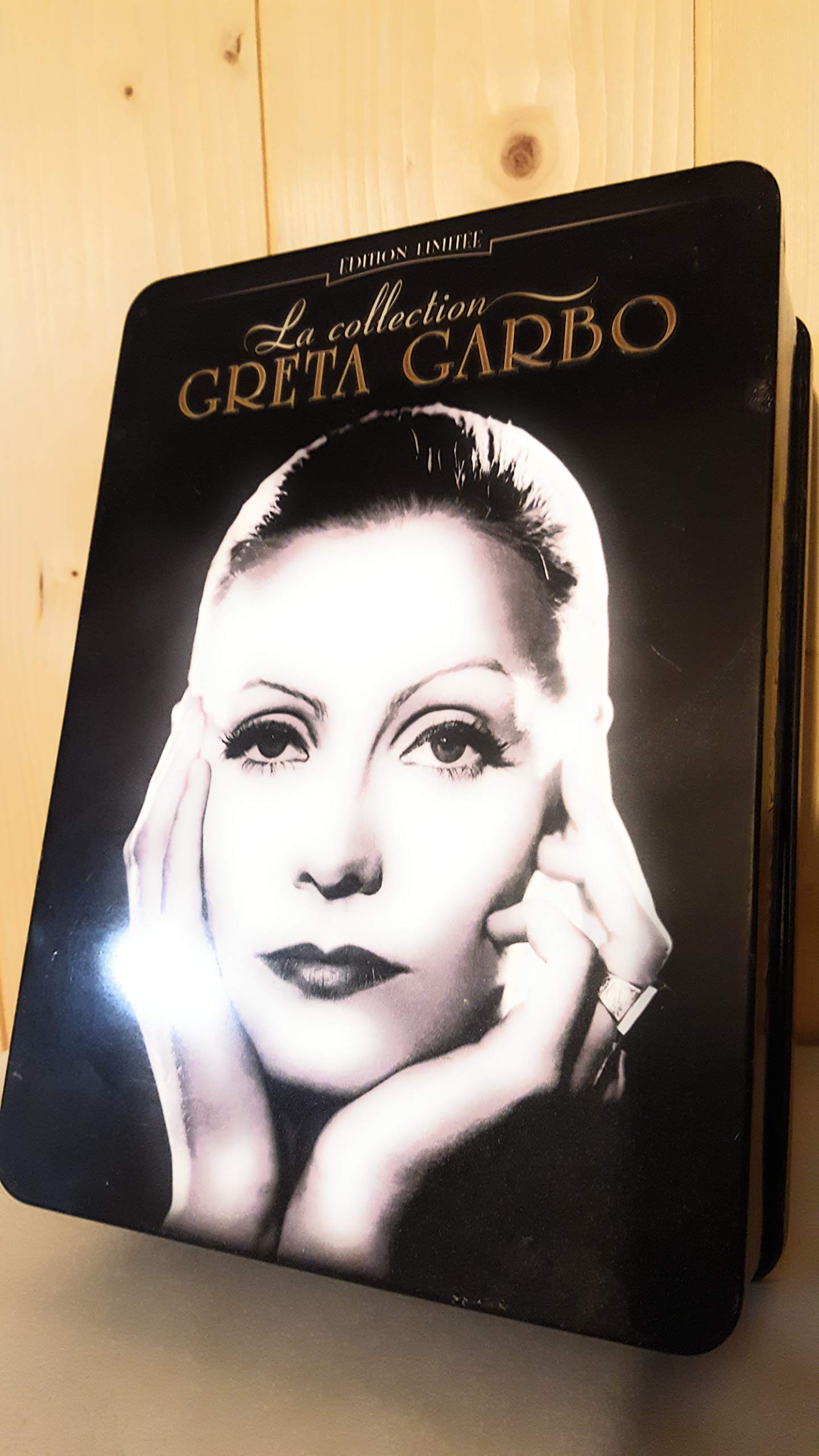 La Collection Greta Garbo - Coffret métal 8 DVD : Ninotchka - La Reine Christine - Le Roman de Marguerite Gautier - Anna Karenne - Mata Hari - Anna ... le Diable - La Belle Ténébreuse Movies