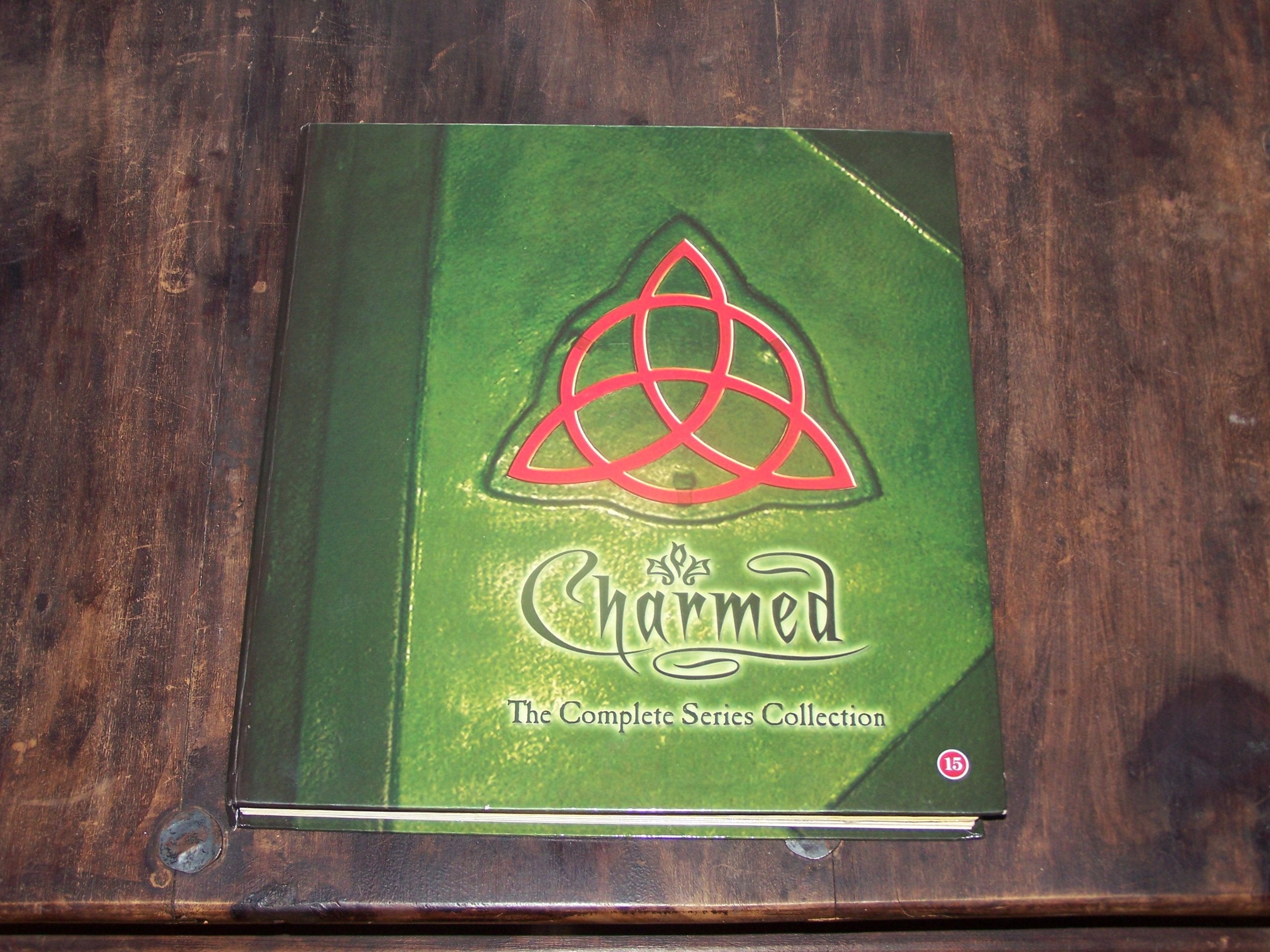 Charmed - "Book of Shadows" - Season 1-8 (49 DVDs, inklusive Bonus-Disc) Box sets