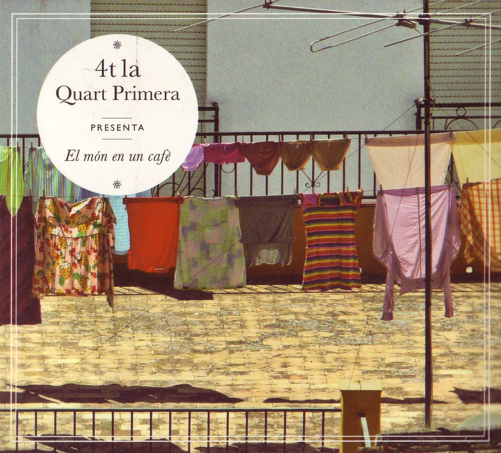 Product Image: El Mon en un Cafe CD