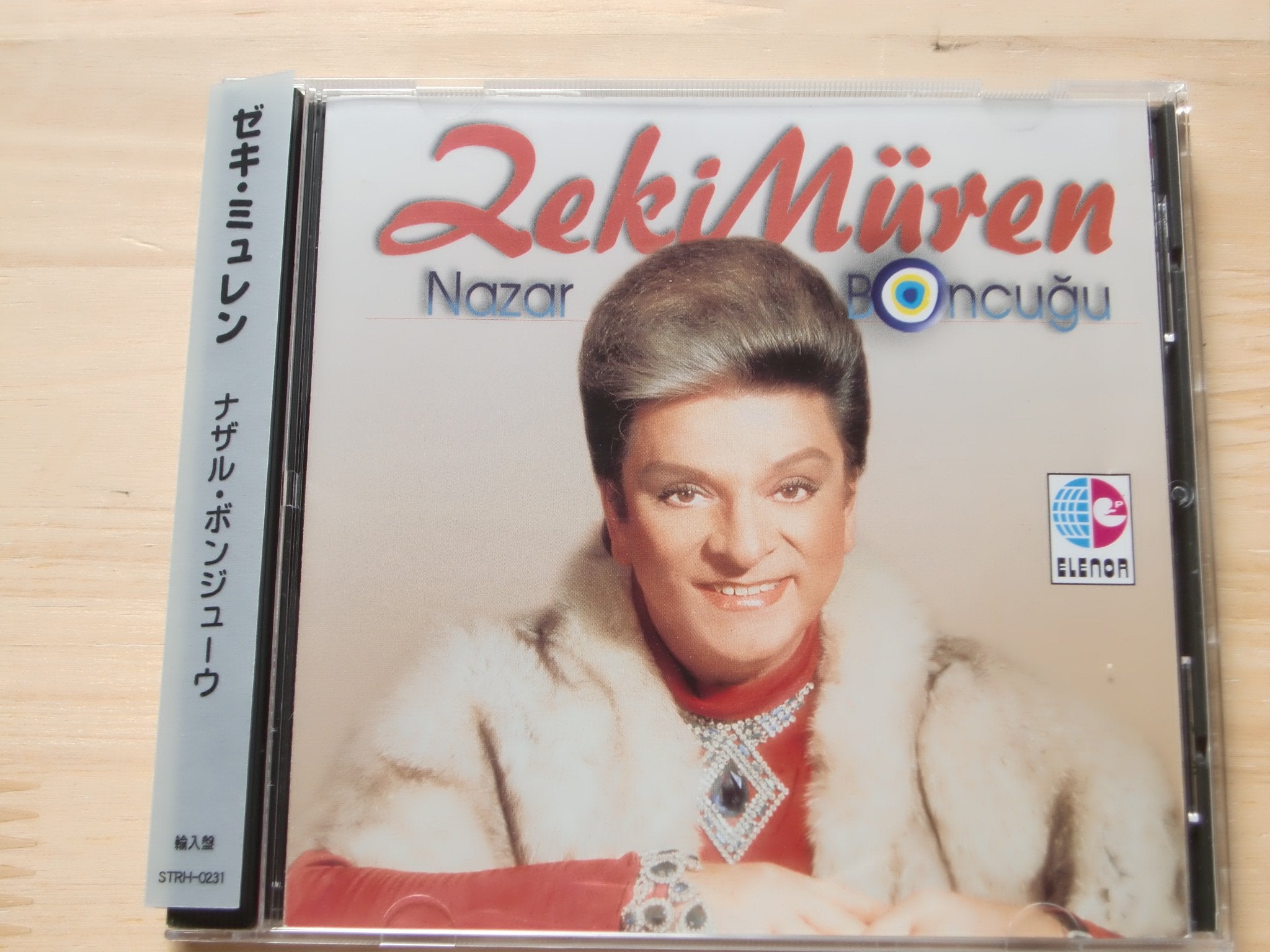 Zeki Müren - Nazar Boncugu World Music