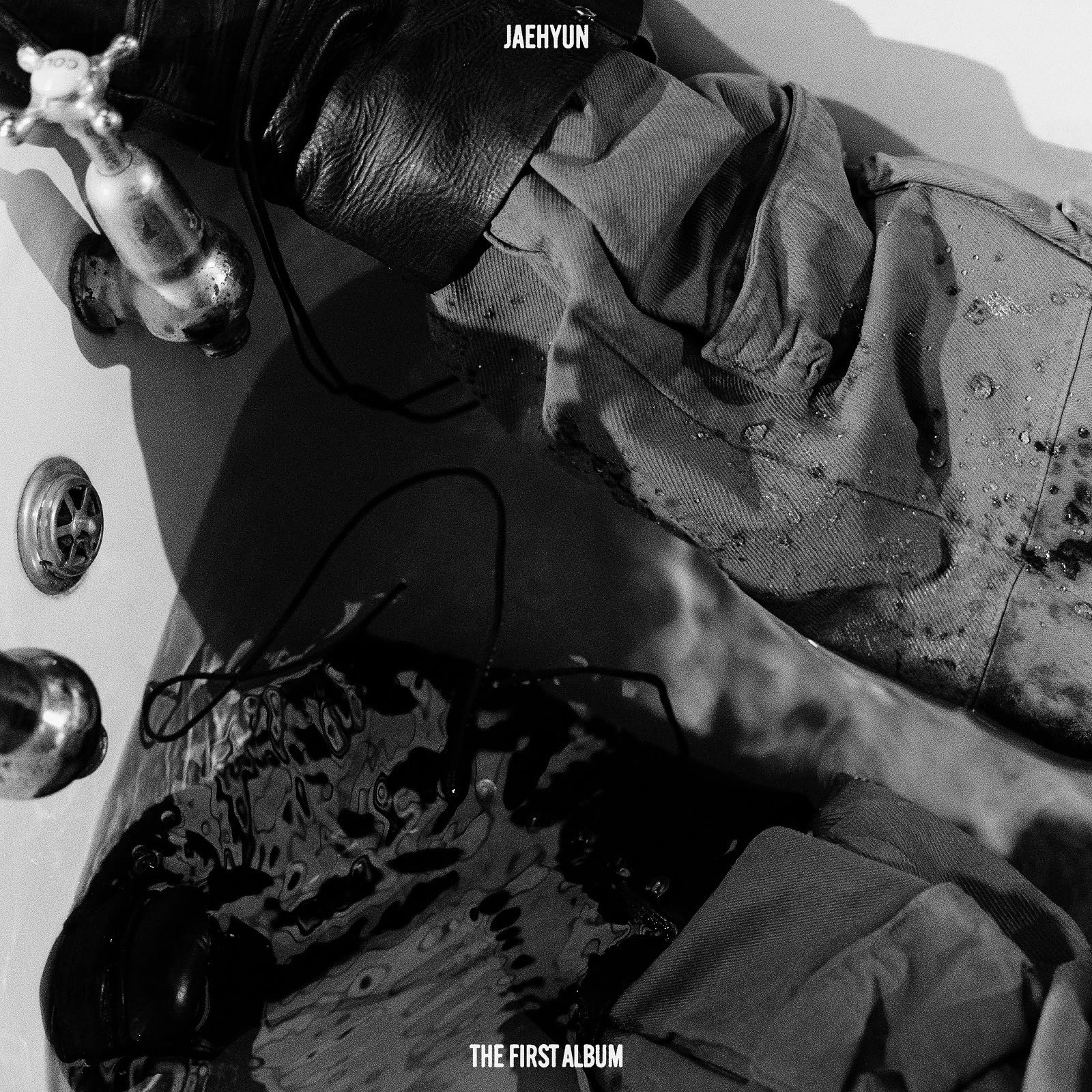 The 1st Album 'J' (Money Clip Ver.) Pop