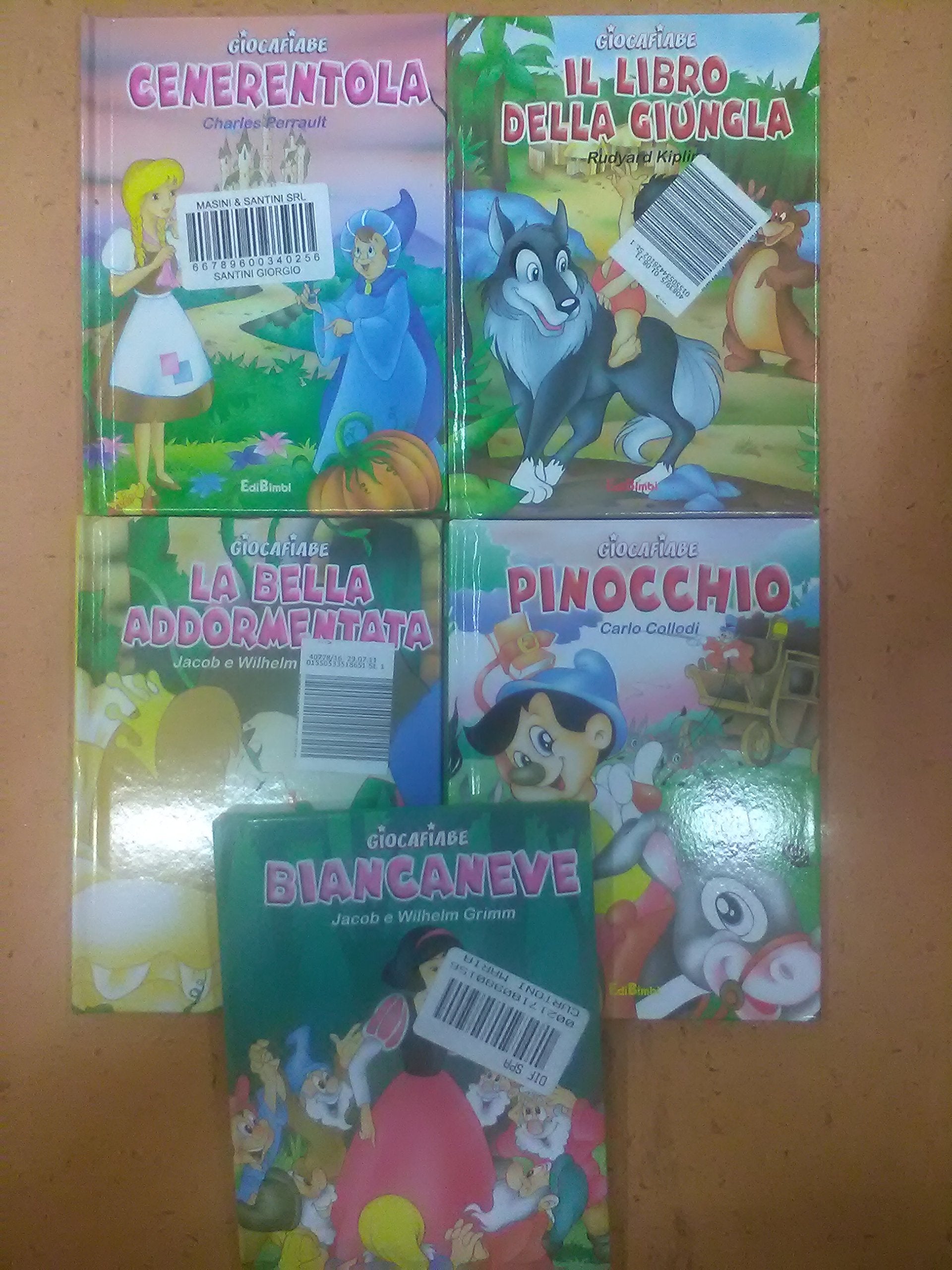 CINQUE FIABE PINOCCHIO CENERENTOLA IL LIBRO DELLA GIUNGLA LA BELLA ADDORMENTATA BIANCANEVE book