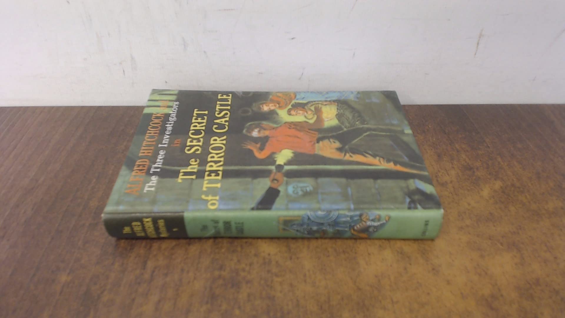 Secret of Terror Castle (Alfred Hitchcock Books) Books